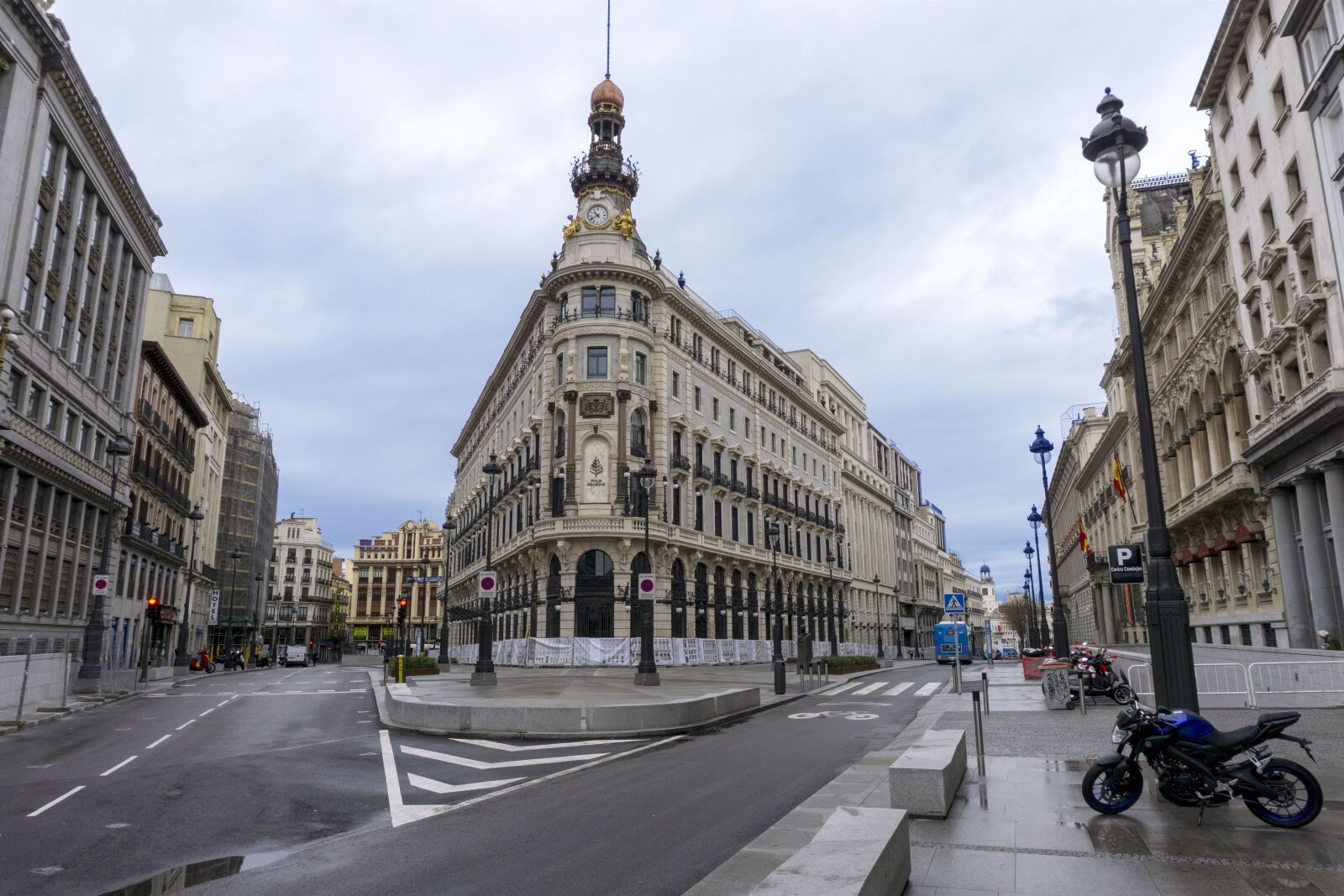 Sony a6000 sample photo. Spain, madrid, streets photography
