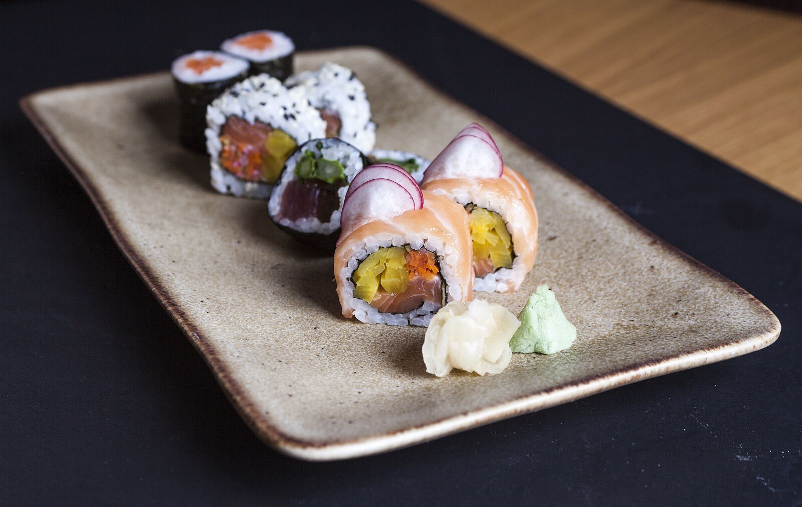 Canon EOS 5D Mark II sample photo. Japanese food, sushi, japanese photography