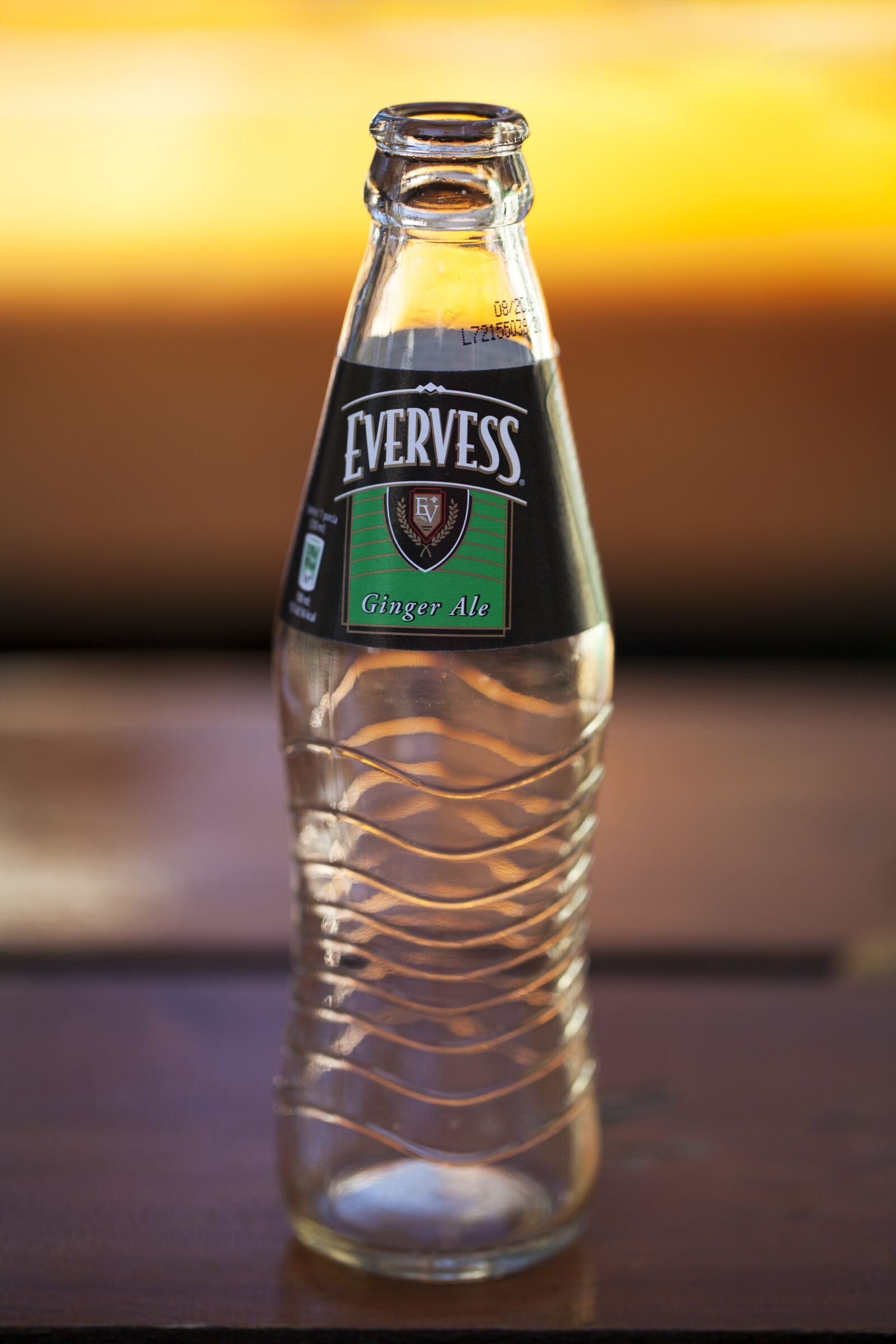Canon EOS 5D Mark II sample photo. Empty bottle, evervess, tonik photography