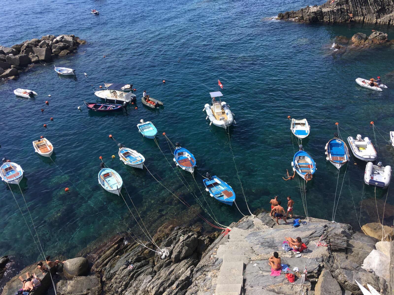 Apple iPhone SE sample photo. Boats, cinque terre, mediterranean photography