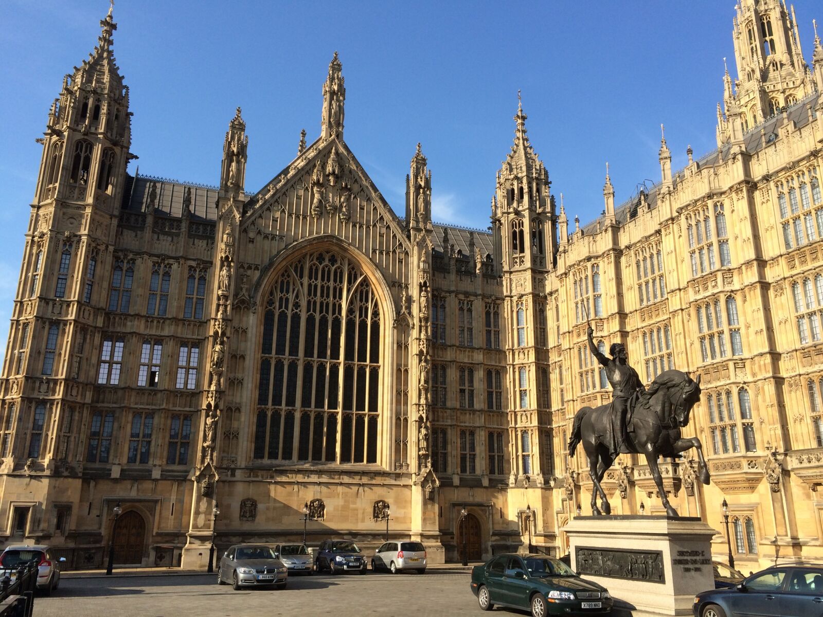 iPhone 5s back camera 4.12mm f/2.2 sample photo. London, architecture, uk photography