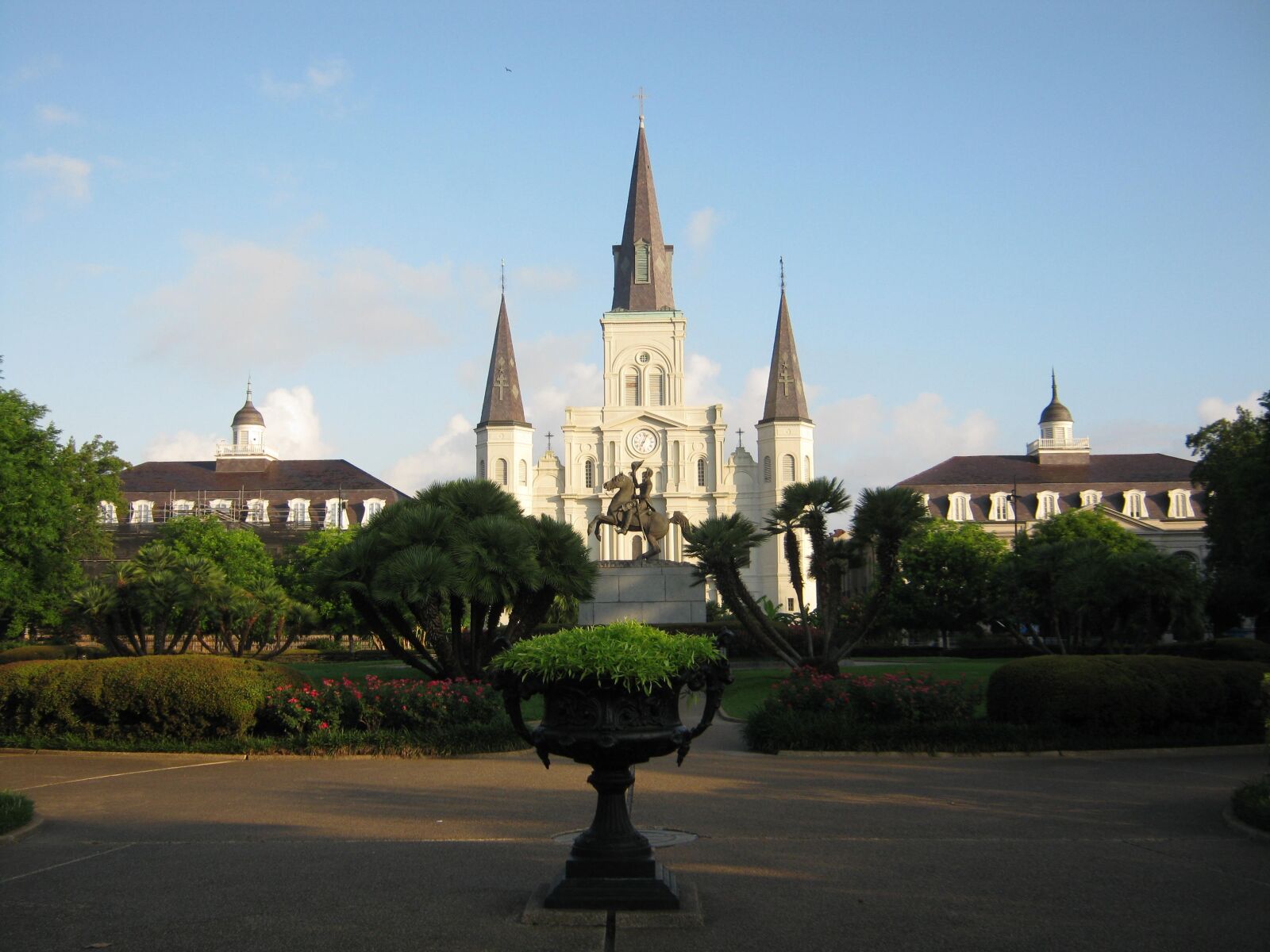 Canon PowerShot A480 sample photo. New orleans, church, cathedral photography