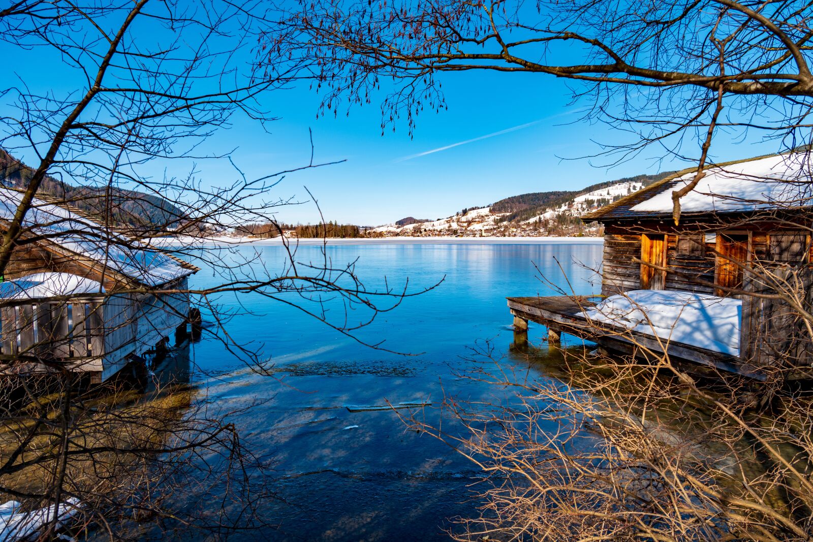 Leica Vario-Elmarit-SL 24-90mm F2.8-4 ASPH sample photo. Schliersee, lake, winter photography