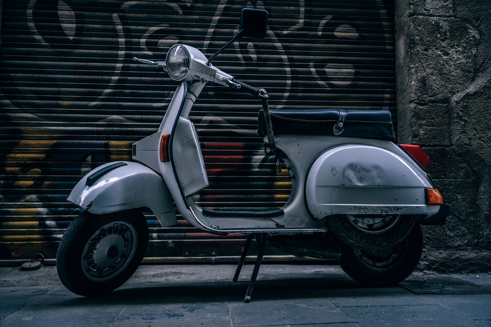 Sony a7 II sample photo. Gray, motor, scooter photography