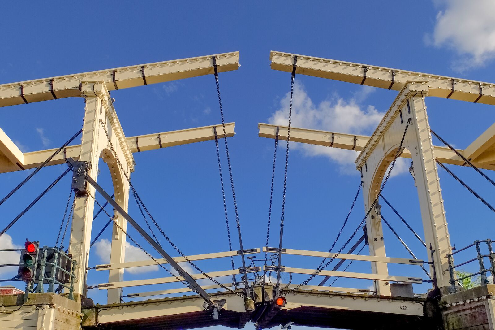 Fujifilm X30 sample photo. Bridge, mobile bridge, bike photography