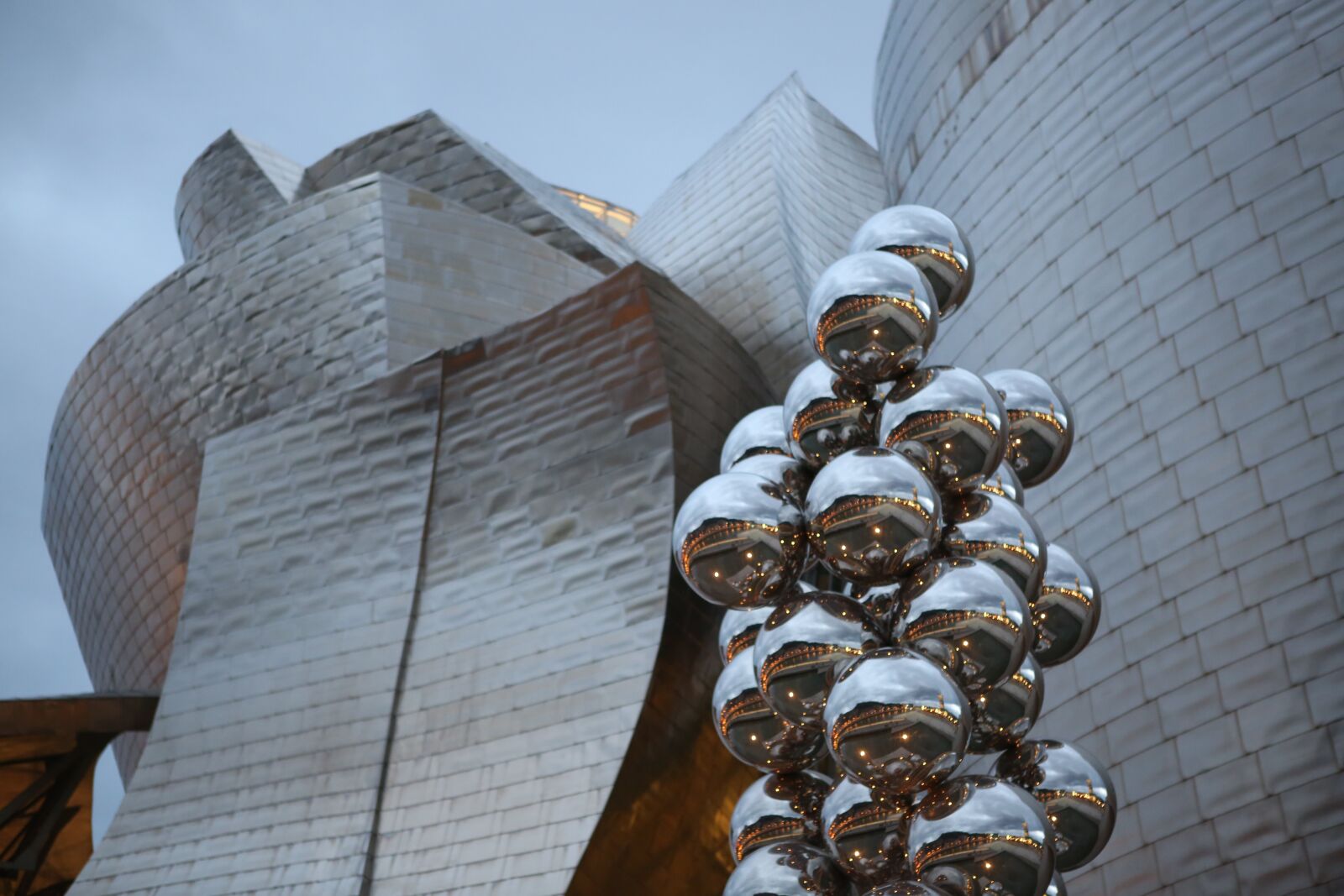 Canon EOS 5D Mark III sample photo. Guggenheim, gehry, bil photography