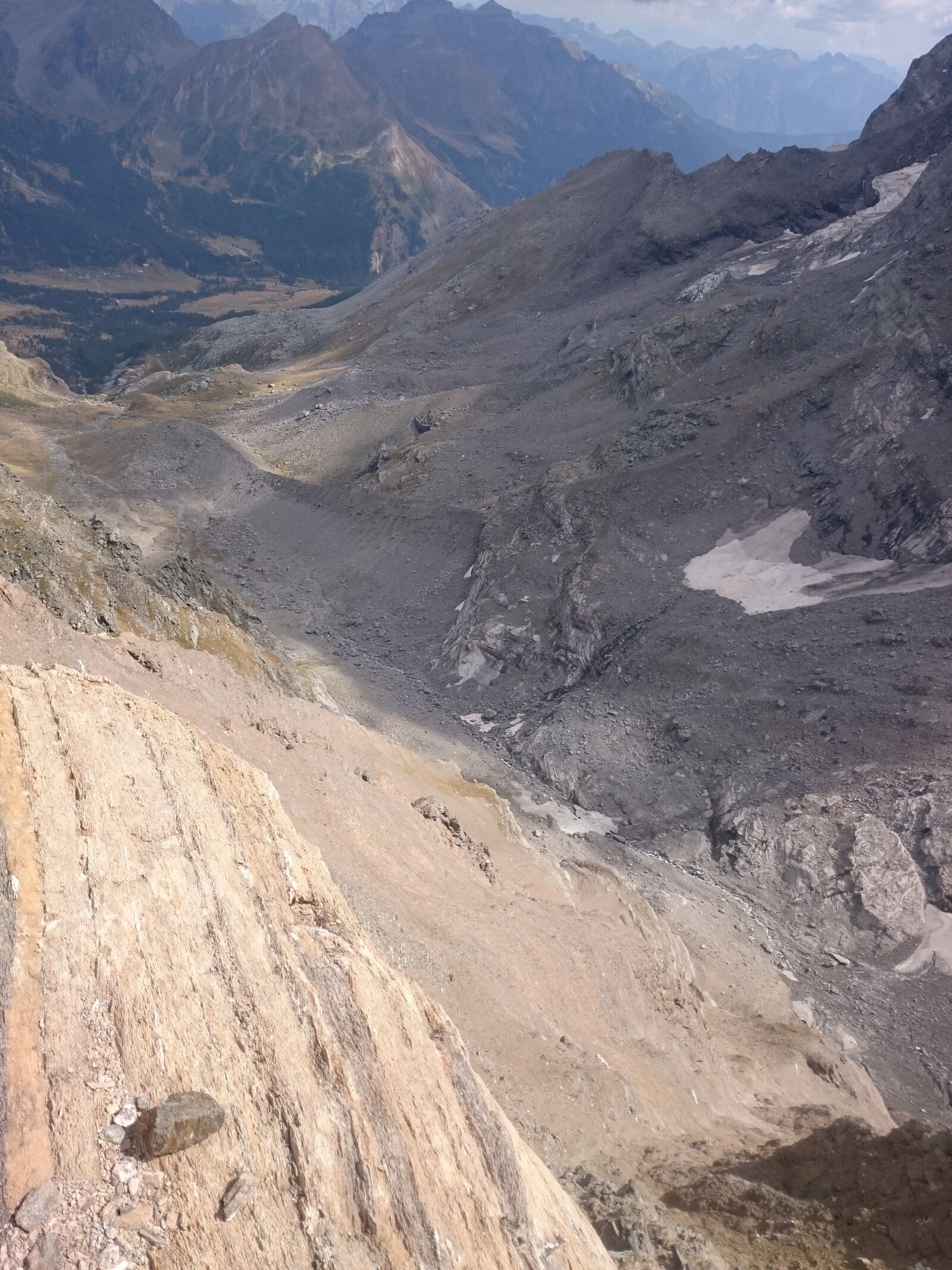 Sony Xperia Z2 sample photo. Wasenhorn, red earth, italy photography
