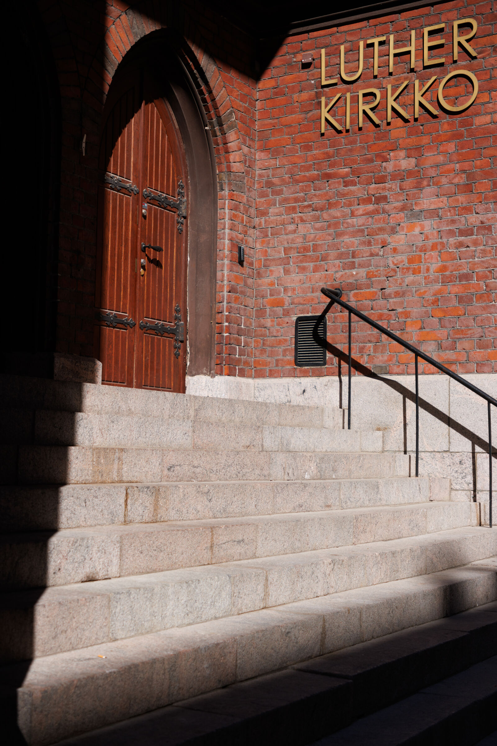 Canon EOS R7 sample photo. Luther church photography
