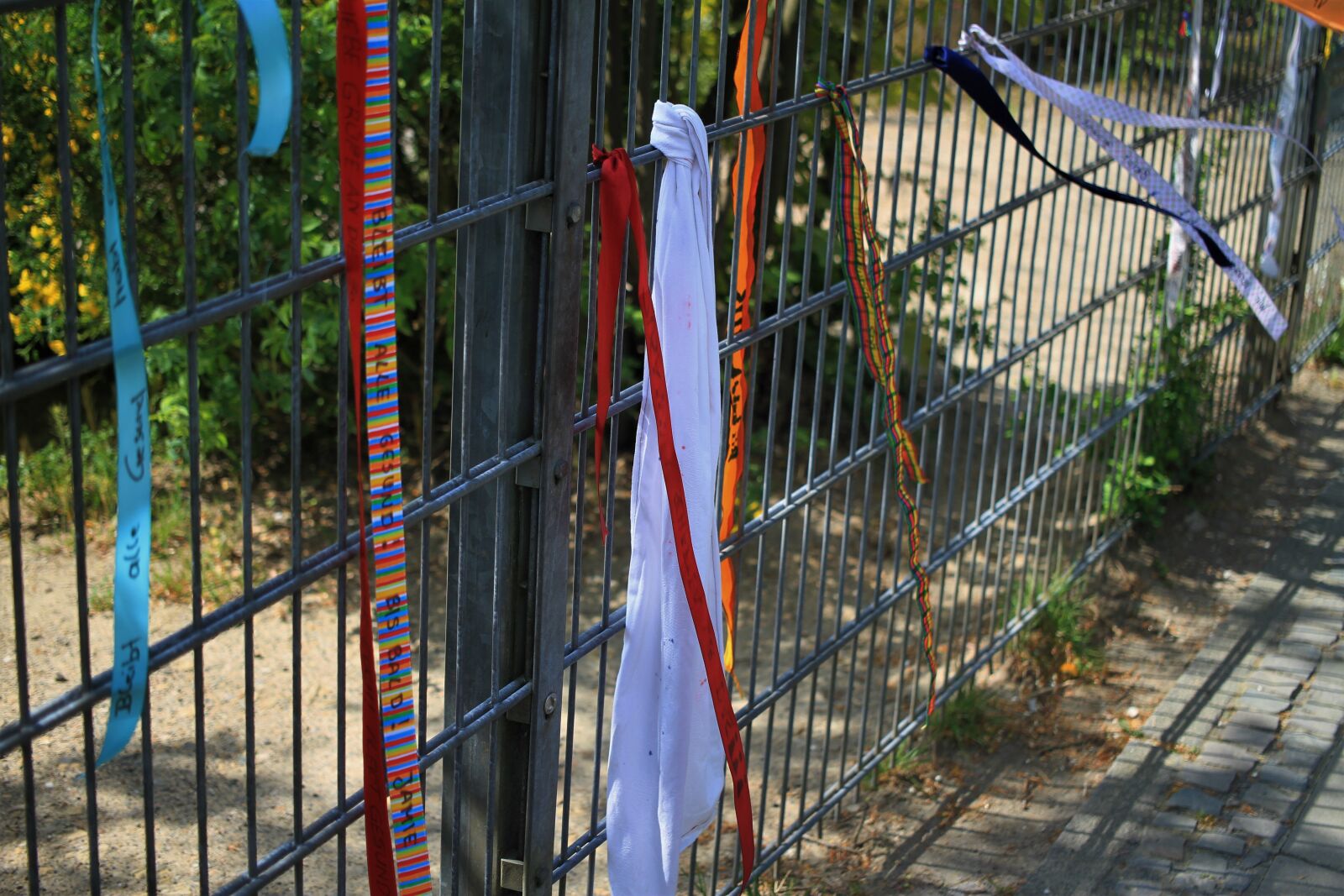 Canon EF-S 35mm F2.8 Macro IS STM sample photo. School, elementary school, corona photography