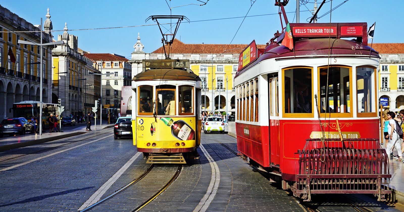 Sony a7R II + Sony FE 24-70mm F2.8 GM sample photo. Tram, lisbon, portugal photography