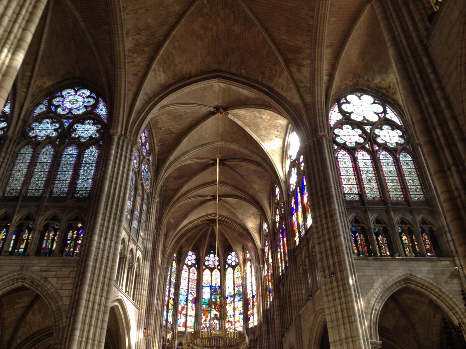 iPhone 4S back camera 4.28mm f/2.4 sample photo. Cathedral, christianity, church photography