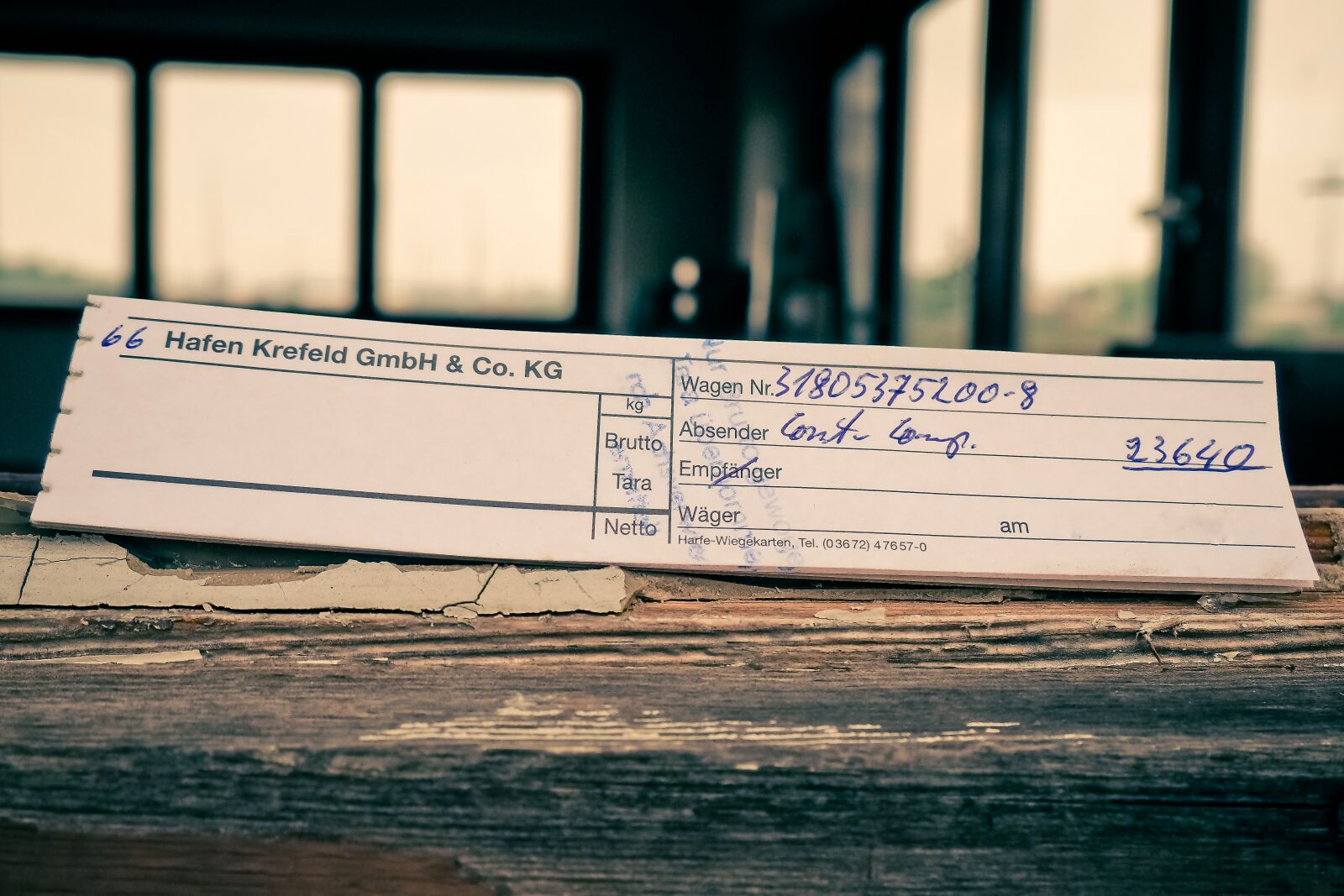 Olympus OM-D E-M10 sample photo. Lost places, bon, list photography