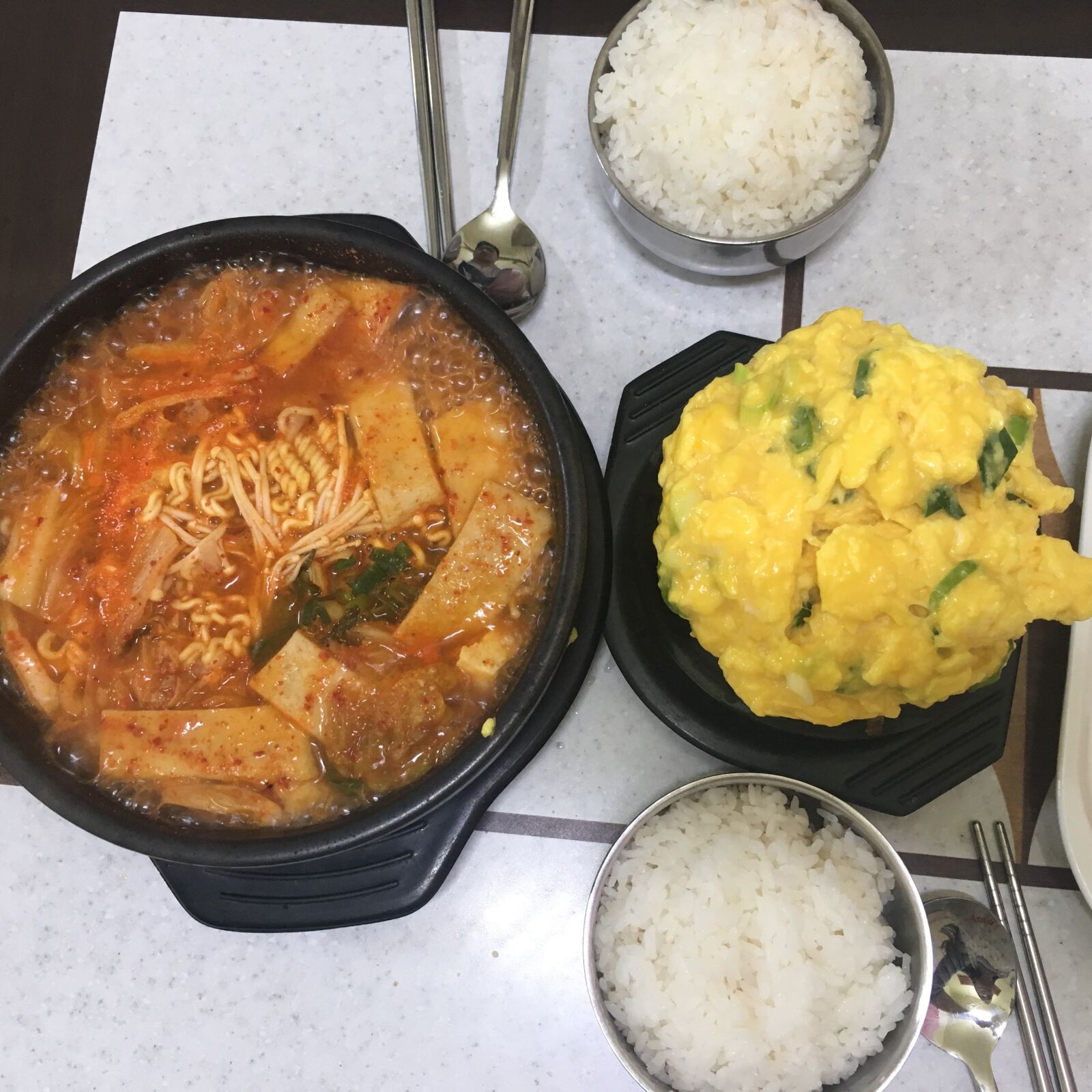 iPhone SE back camera 4.15mm f/2.2 sample photo. Food, delicious, eat photography