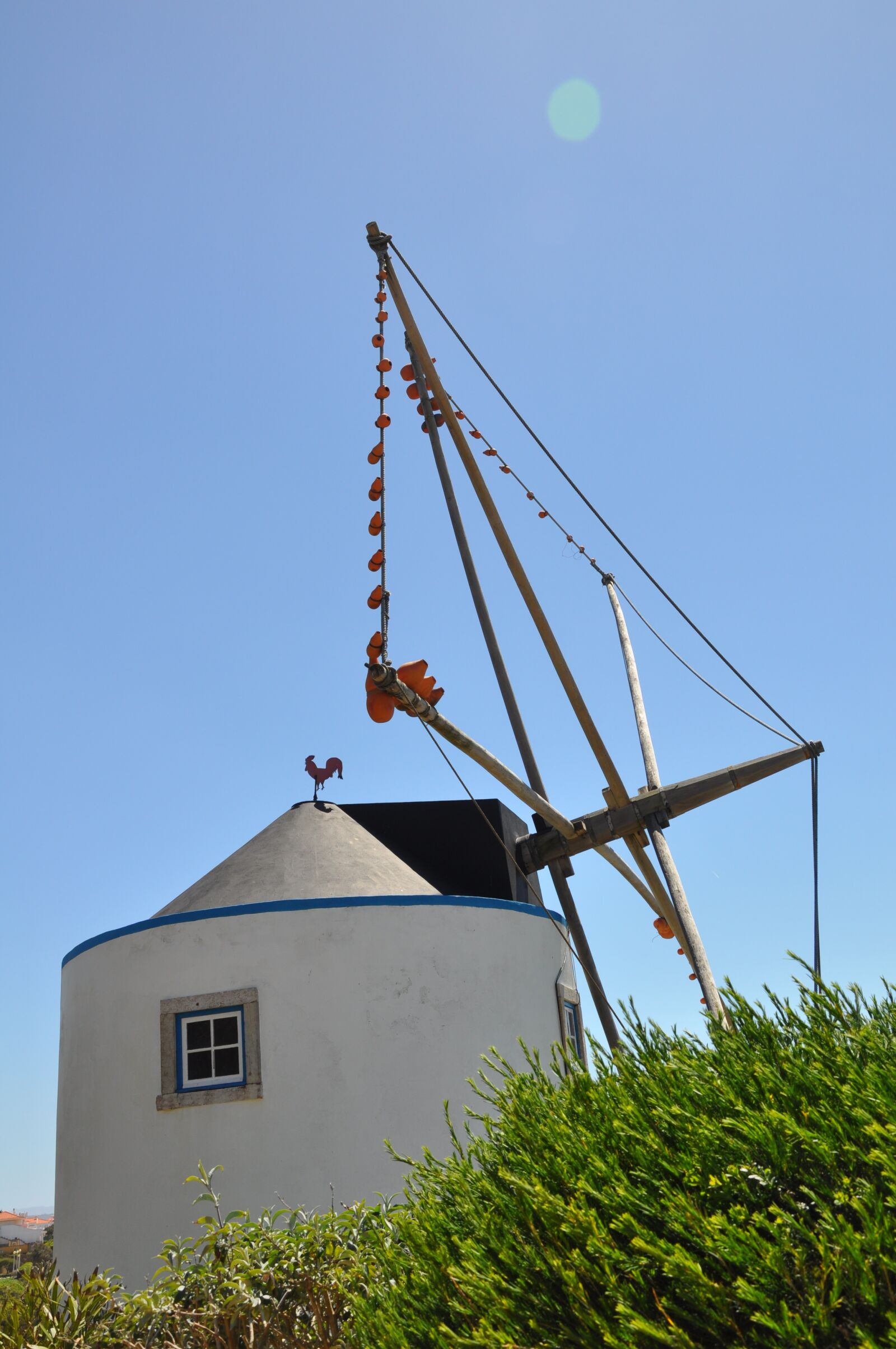 Nikon D90 sample photo. Ericeira, mill, field photography