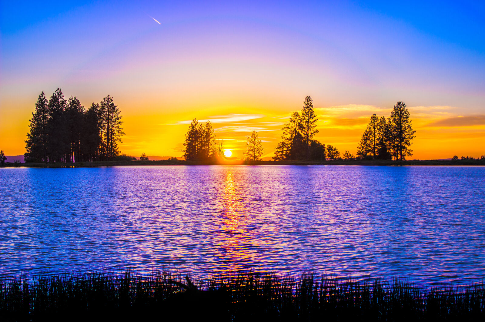Canon EOS 600D (Rebel EOS T3i / EOS Kiss X5) sample photo. Sunset, night, water, sun photography