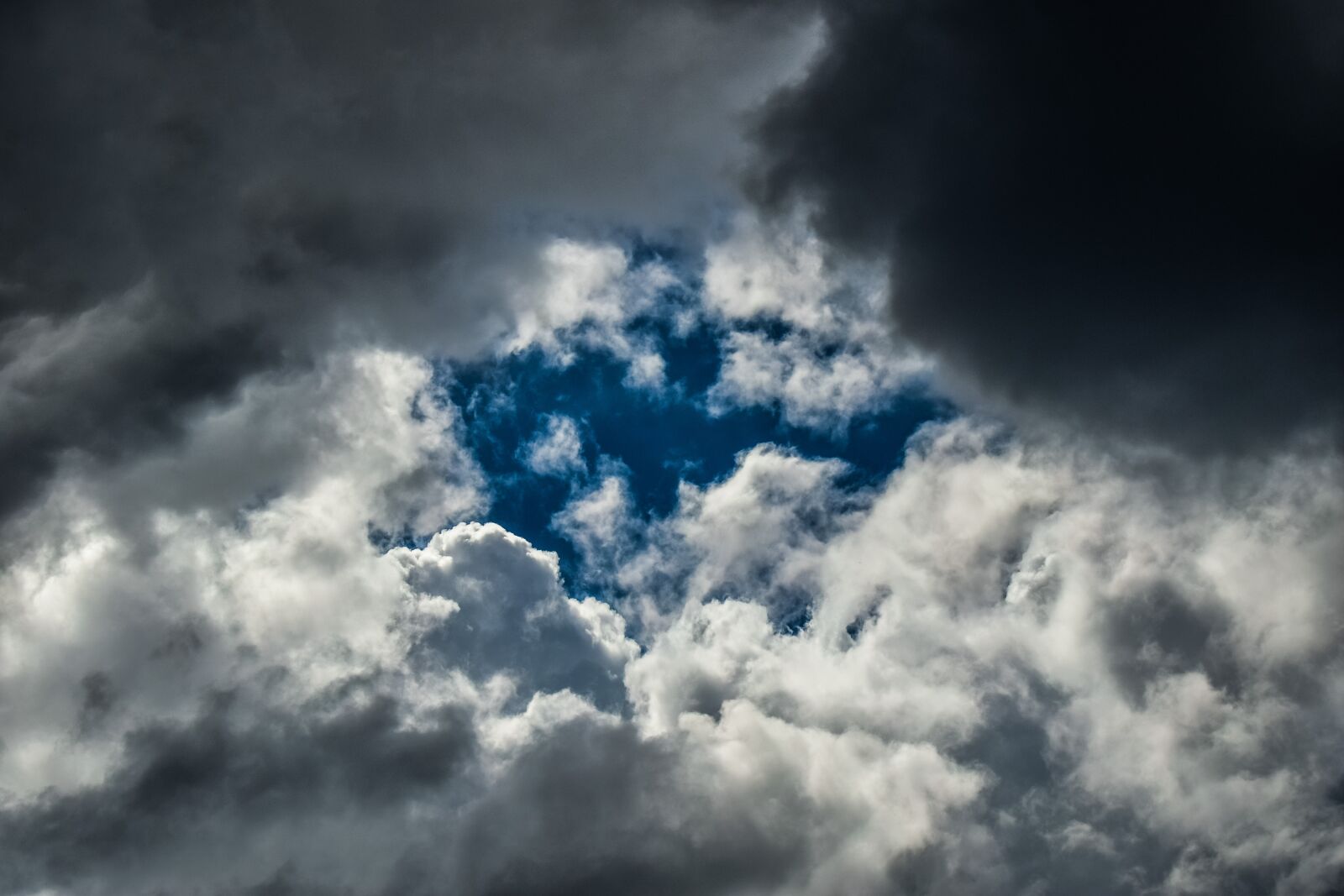 Nikon D3300 sample photo. Clouds, weather, nature photography