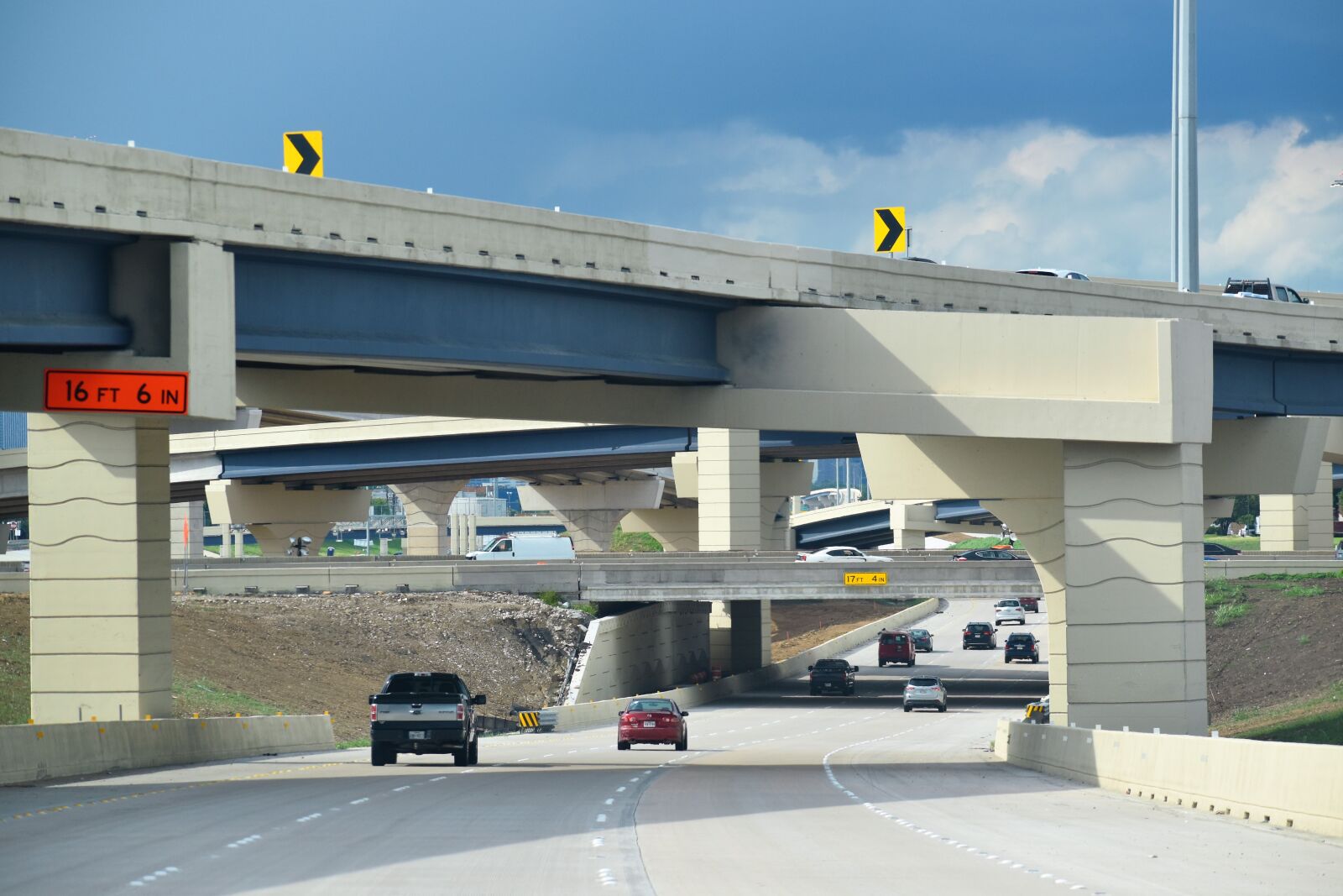 Nikon D3500 sample photo. Cars, highway, traffic photography