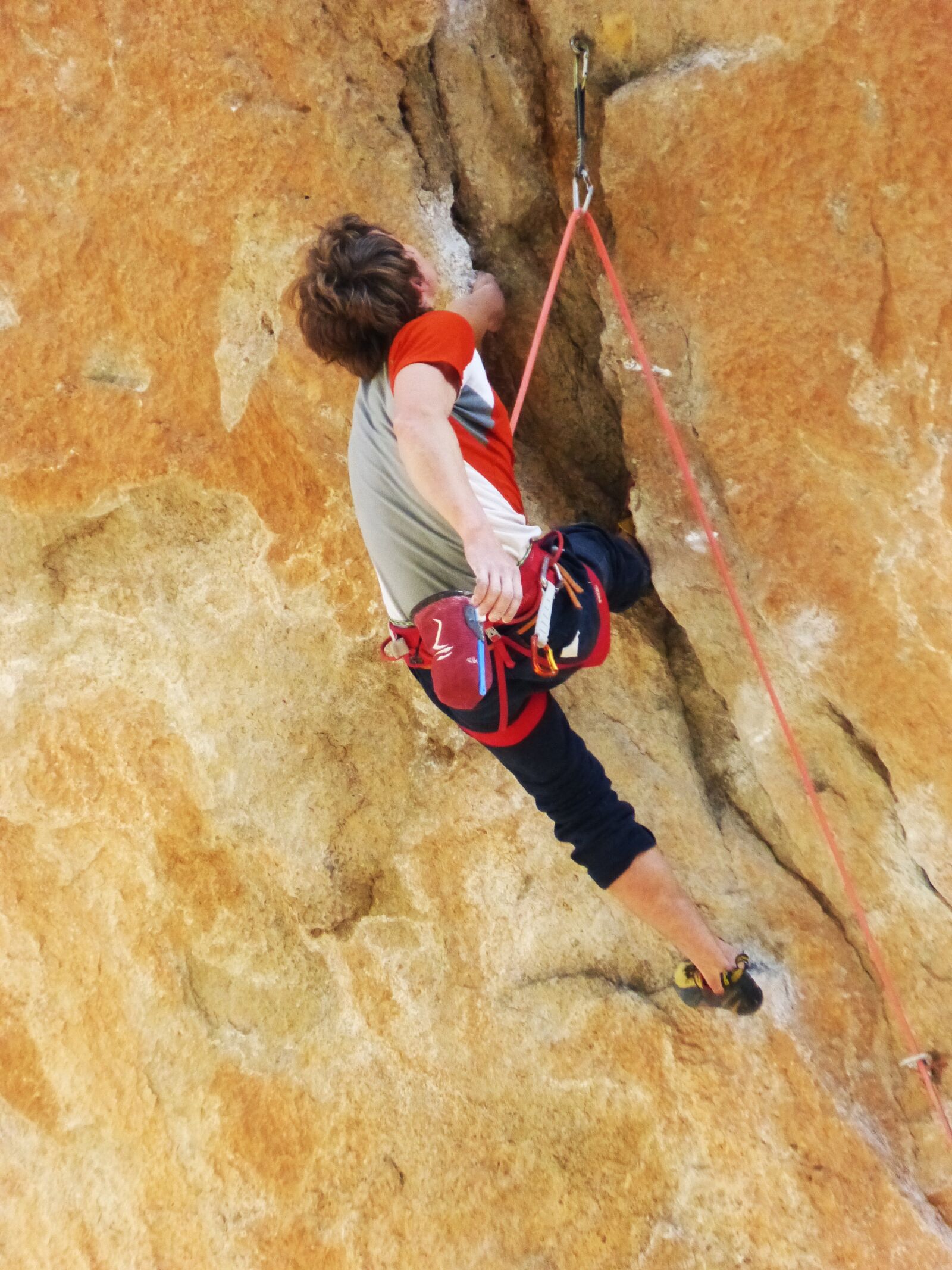 Panasonic DMC-FZ62 sample photo. Rock wall, escalation, climber photography