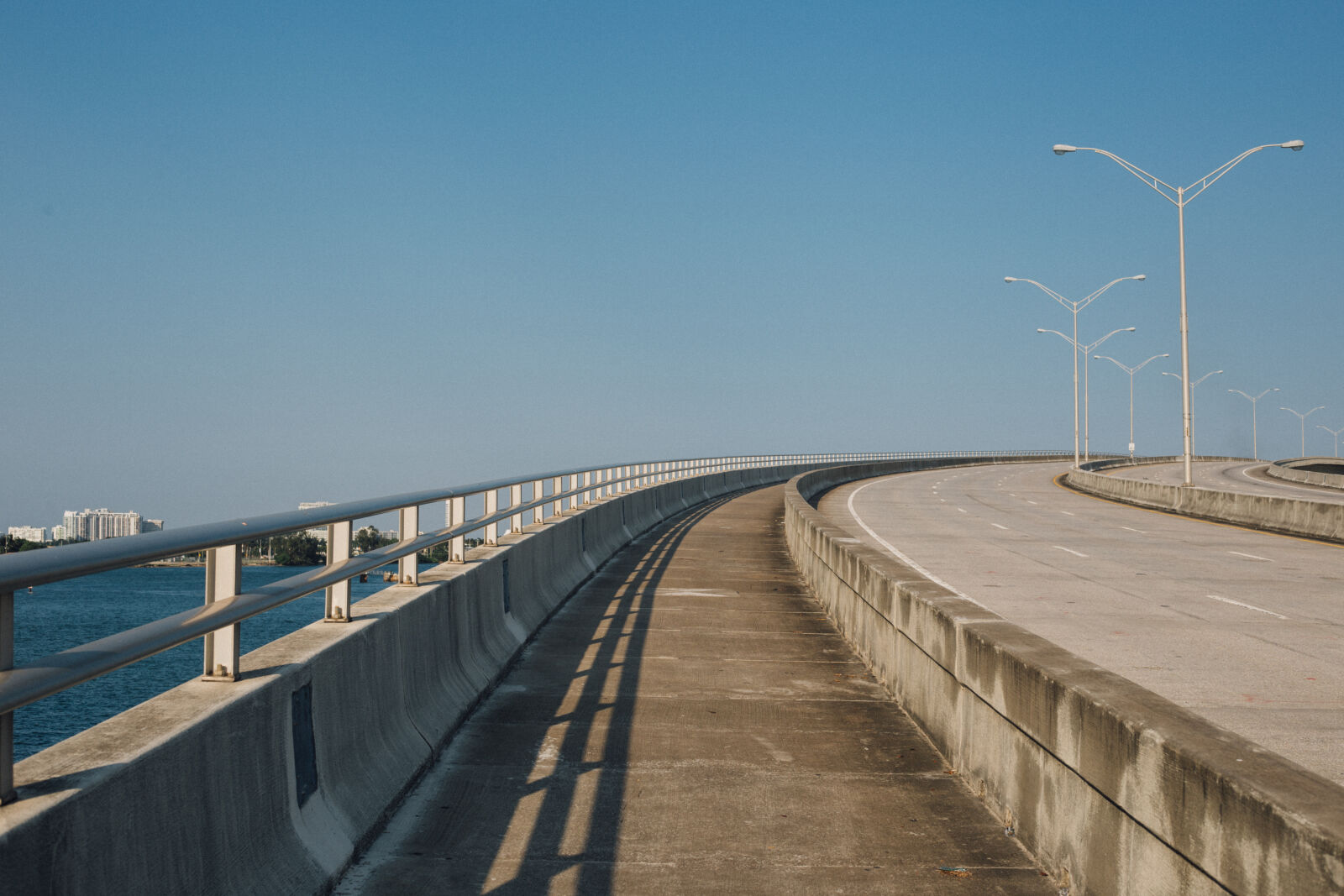 Canon EOS 6D + Canon EF 50mm F1.8 STM sample photo. Beach, bridge, electricity, empty photography
