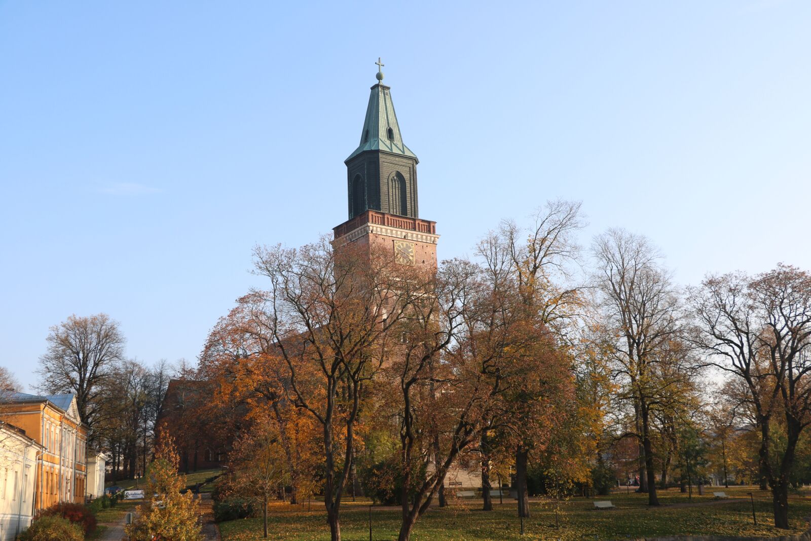 Canon EOS 750D (EOS Rebel T6i / EOS Kiss X8i) sample photo. Cathedral, turku, finnish photography