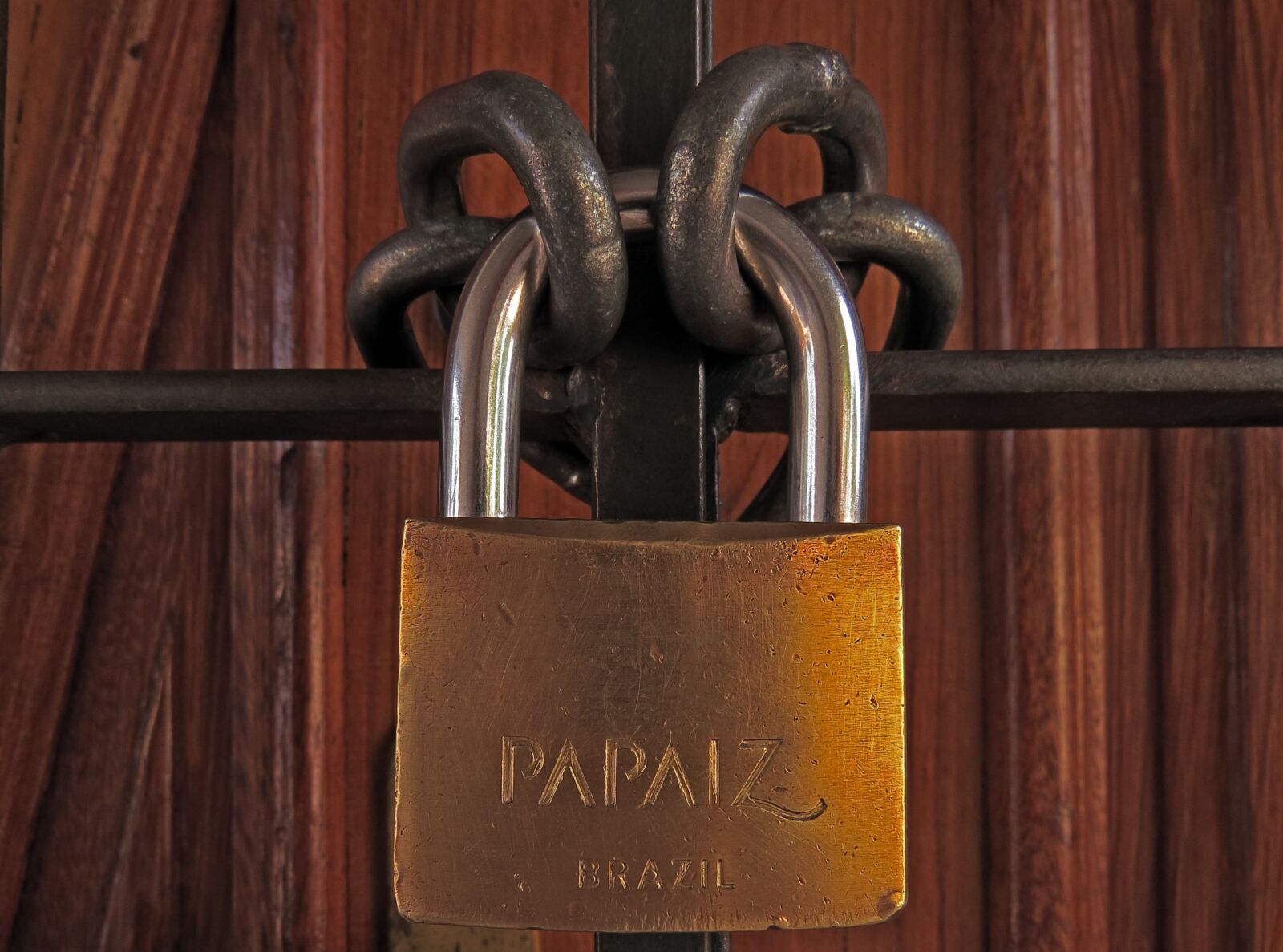 Canon PowerShot SX50 HS sample photo. Padlock, chain, lock photography