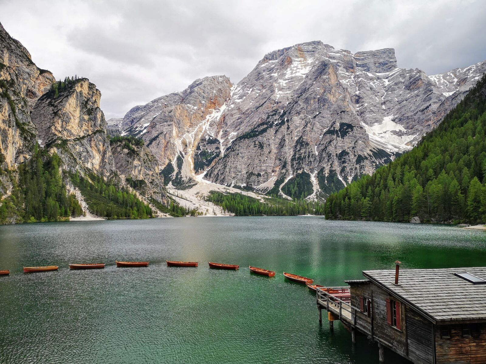 HUAWEI CLT-L09 sample photo. Braies, lake, wild photography