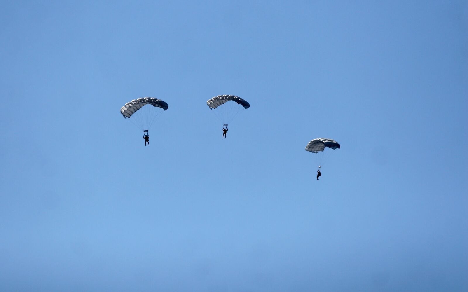 Canon EOS 30D sample photo. Parachute, sports, sky photography