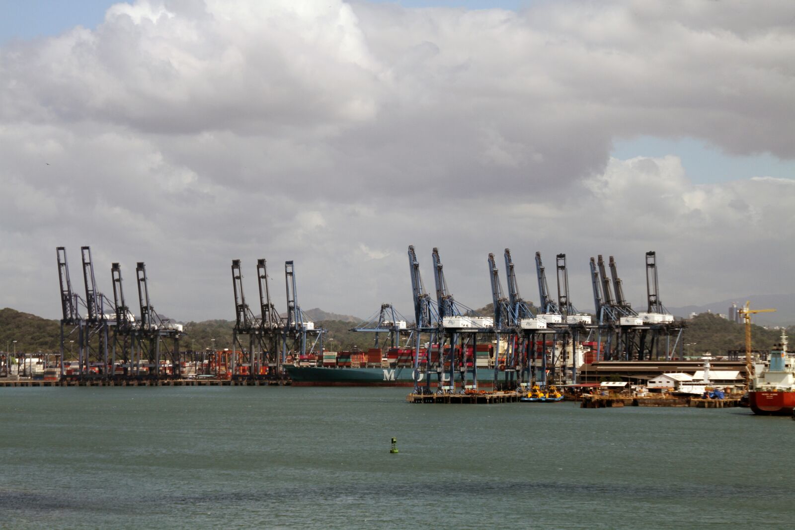 Canon EOS 7D sample photo. Port, panama, canal photography