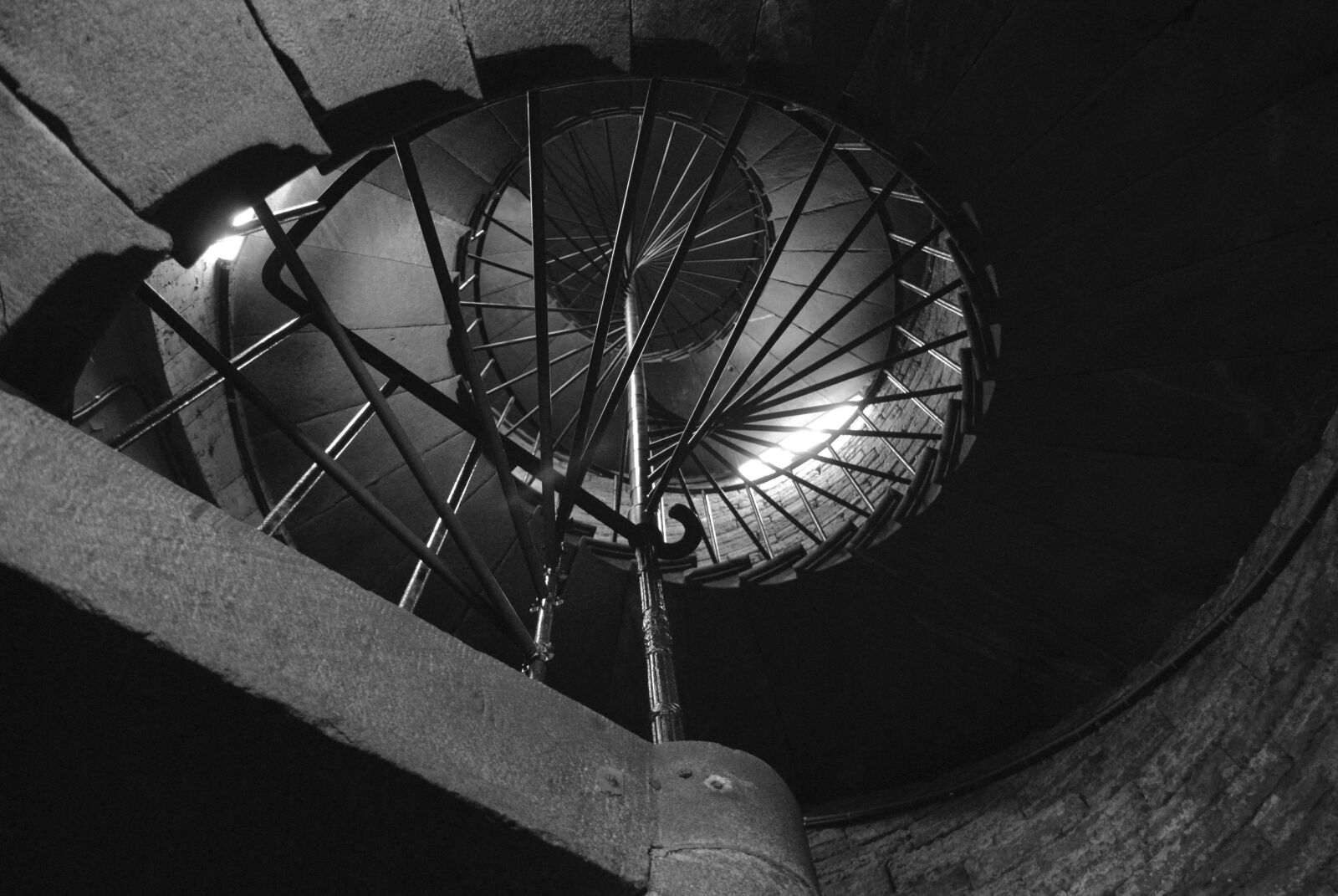 Nikon D3000 sample photo. Black and white, ladder photography