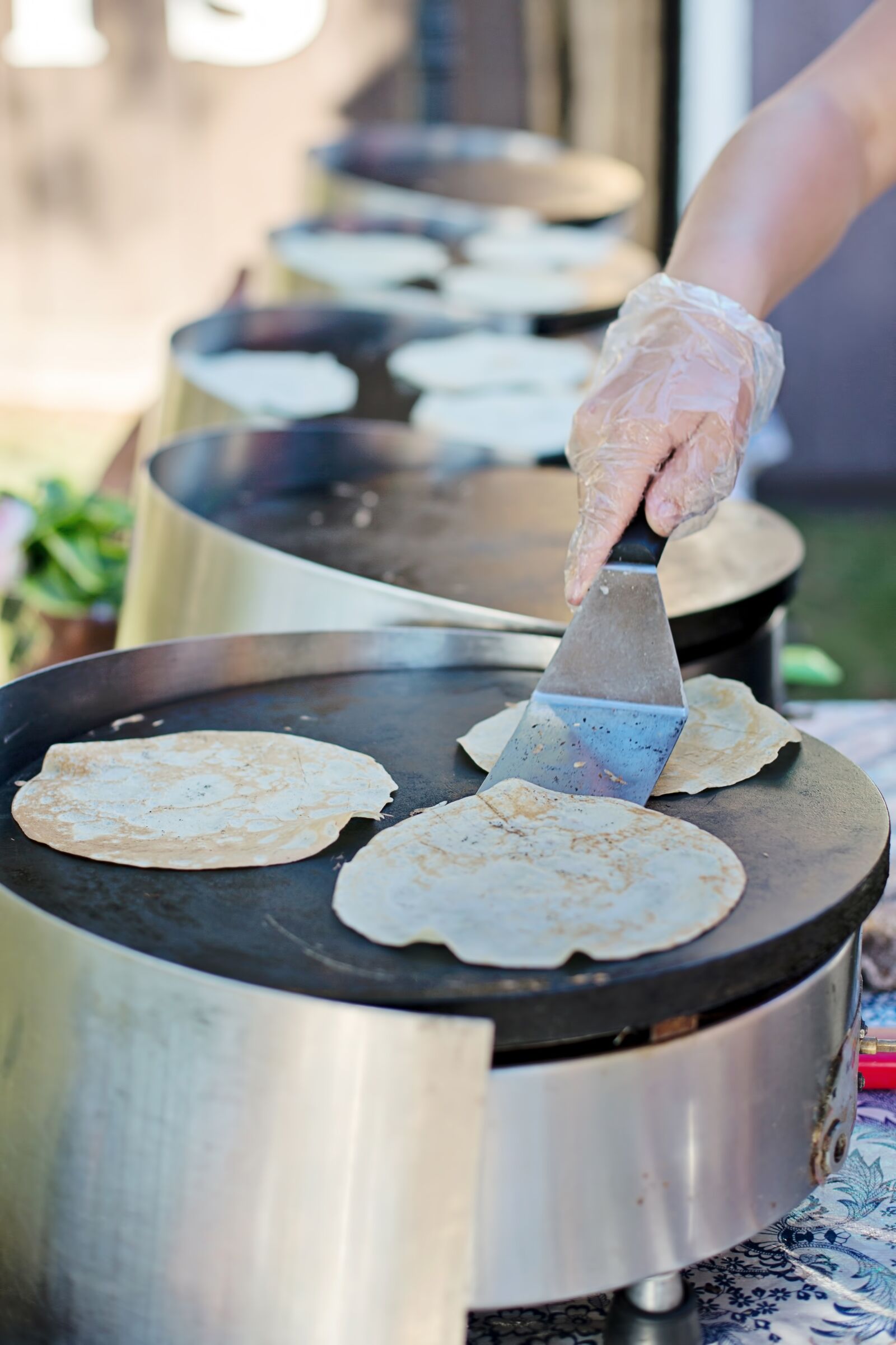 Canon EF 50mm F1.4 USM sample photo. Crepes, making, flipping photography