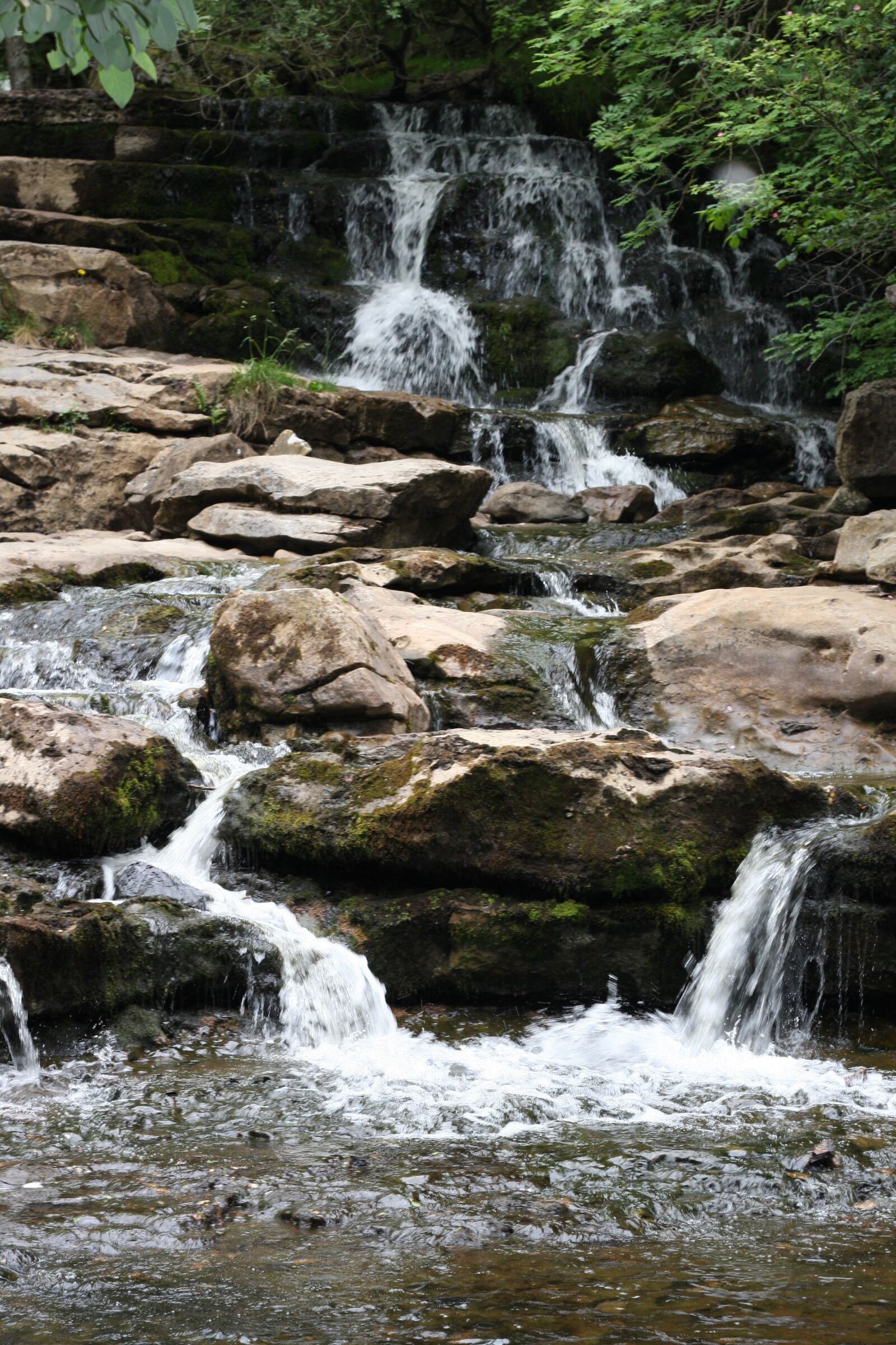 Canon EOS 40D sample photo. Waterfall, water, rocks photography