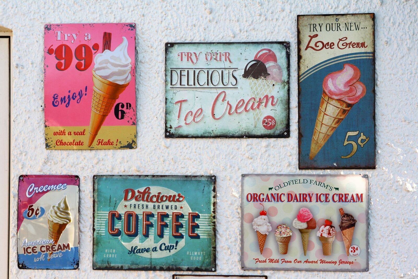 Canon EOS 400D (EOS Digital Rebel XTi / EOS Kiss Digital X) sample photo. Sign, vintage, ice cream photography
