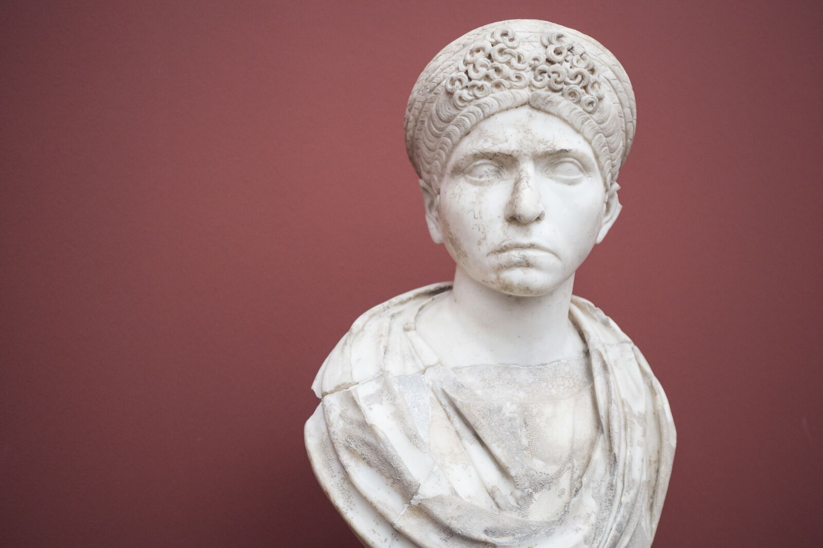 Olympus OM-D E-M5 II sample photo. Sculpture, statue, art photography