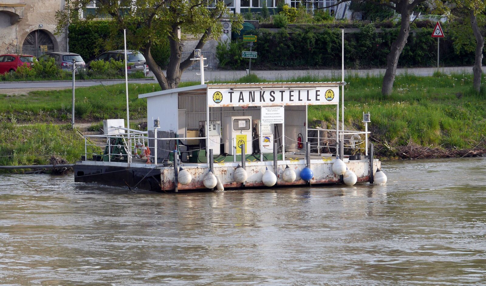 Panasonic Lumix DMC-GH3 sample photo. Danube, ship station, wachau photography