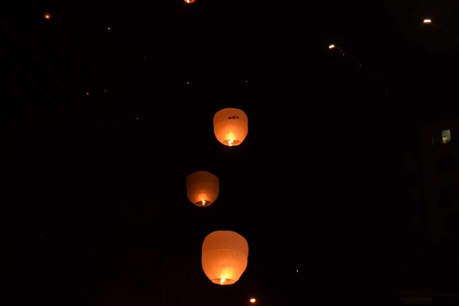 Nikon D3300 sample photo. Sky lanterns, lantern, sky photography