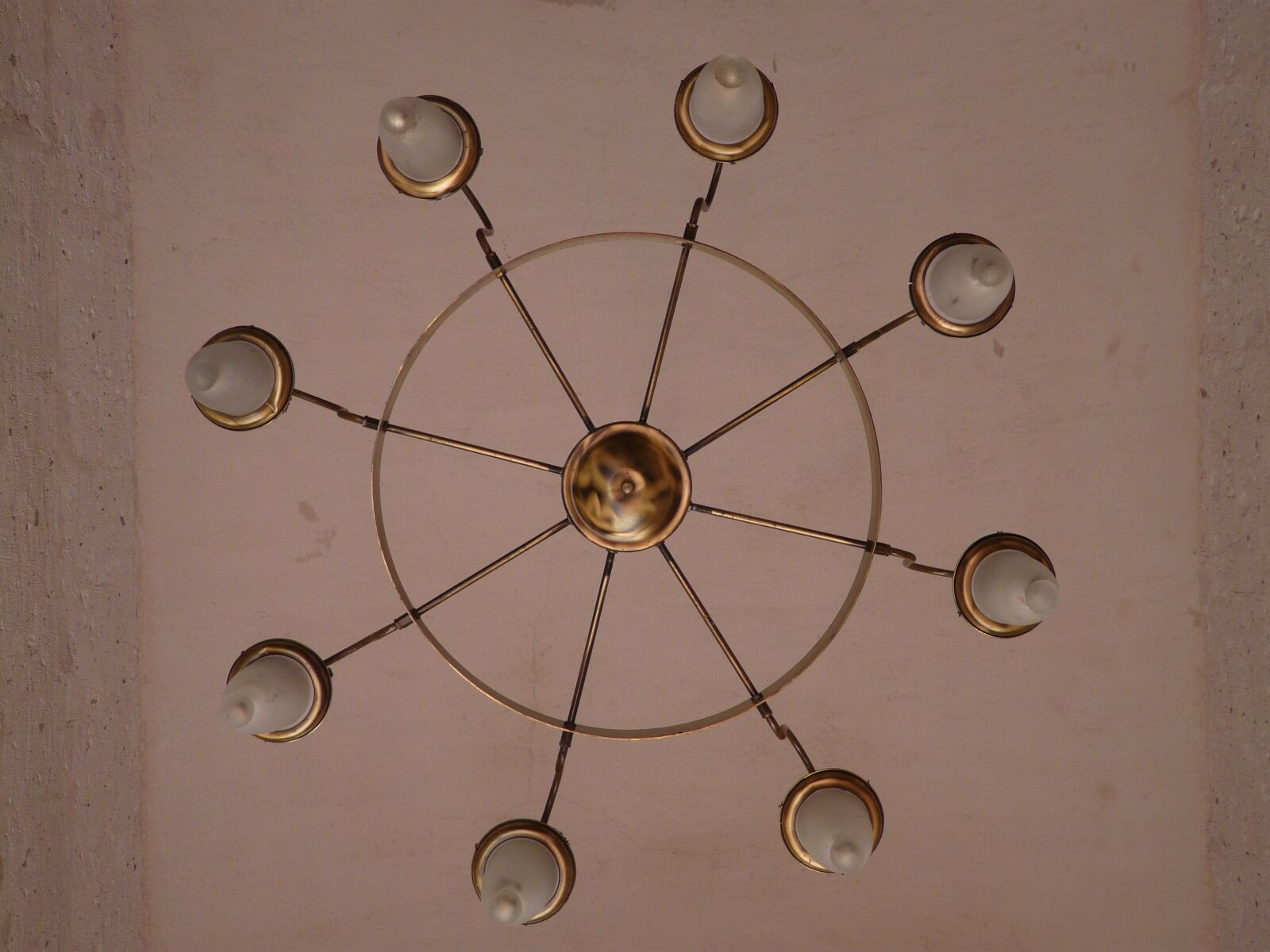 Panasonic DMC-FZ18 sample photo. Ceiling lamp, candlestick, light photography