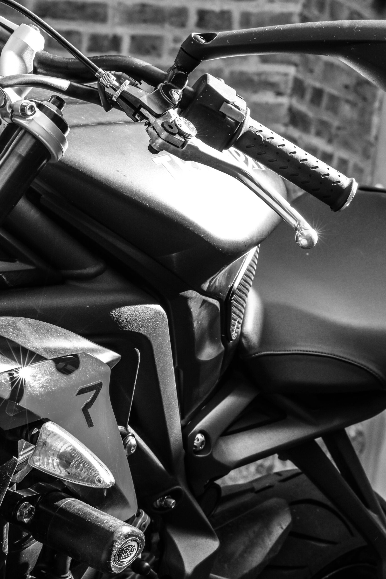 Canon EOS 7D Mark II sample photo. Motorcycle, motorbike, bike photography