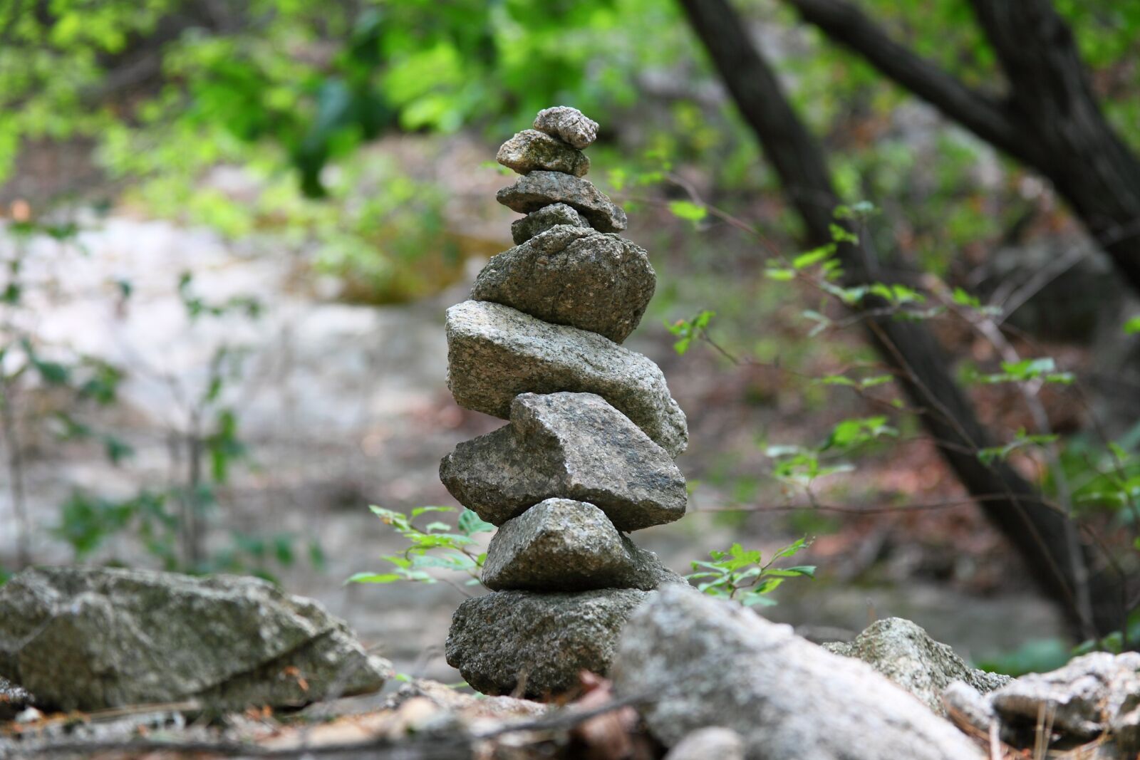 Canon EOS 5D Mark II sample photo. Stone tower, qualitative, prayer photography
