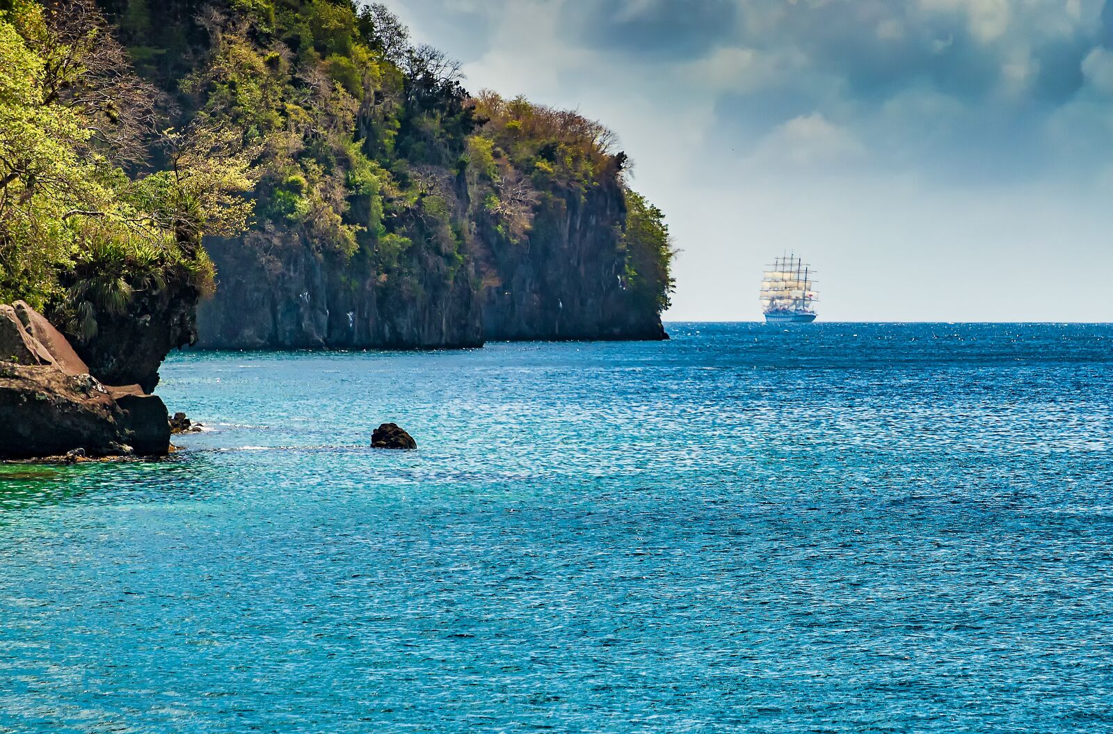 Canon EF 24-105mm F4L IS II USM sample photo. Kingstown, st, vincent photography