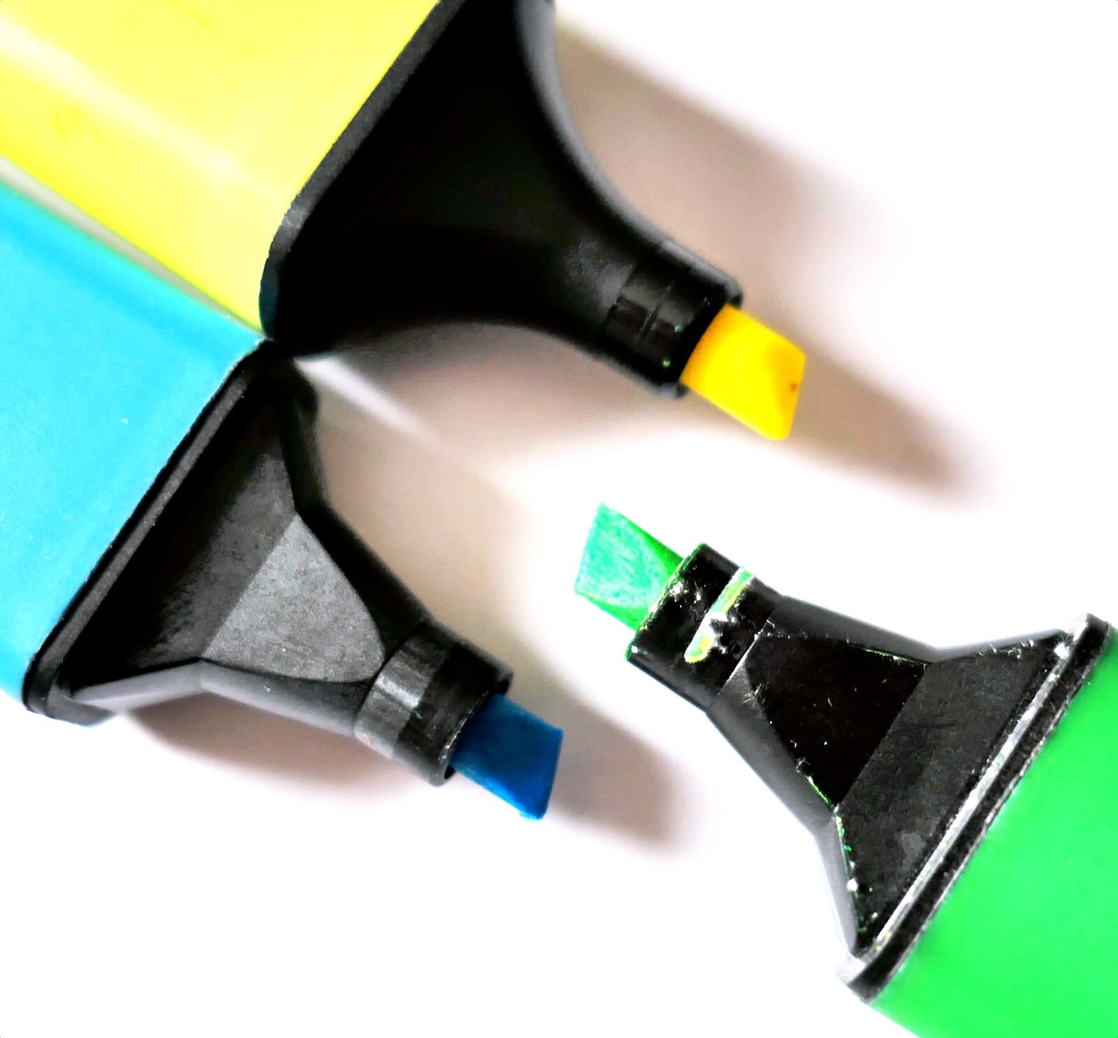 Panasonic Lumix DMC-LX10 (Lumix DMC-LX15) sample photo. Marker, mark, office photography
