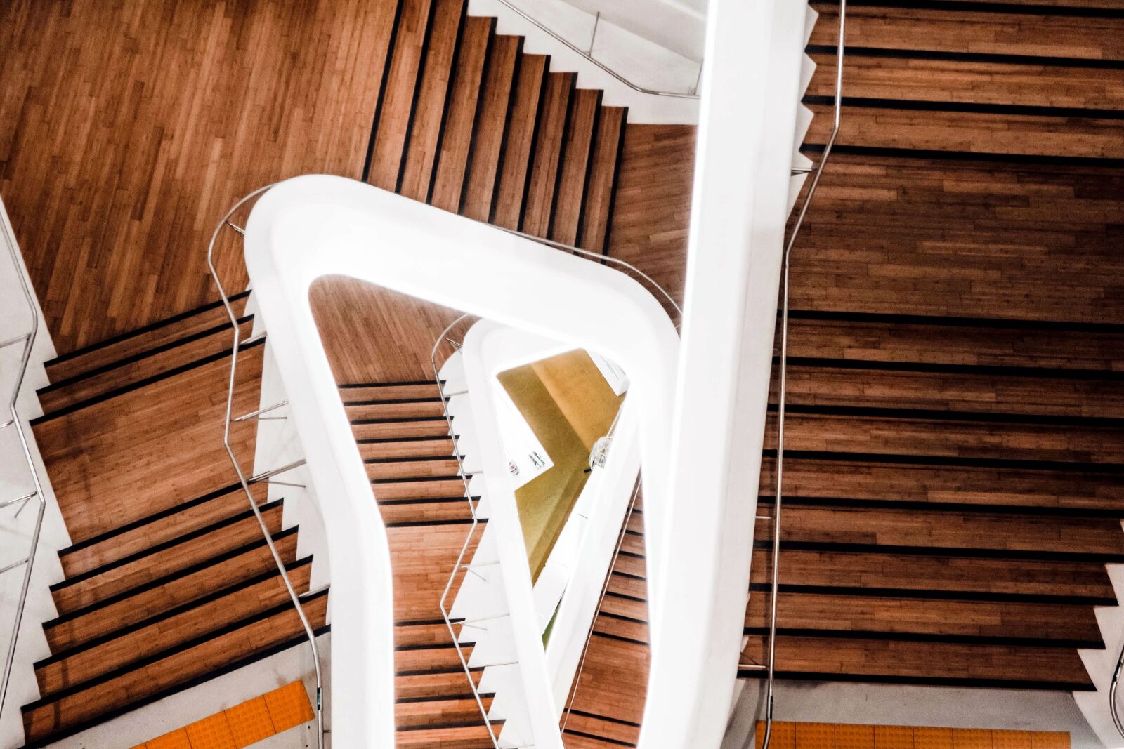 Canon PowerShot G7 X sample photo. Luxury modern stairs, architecture photography