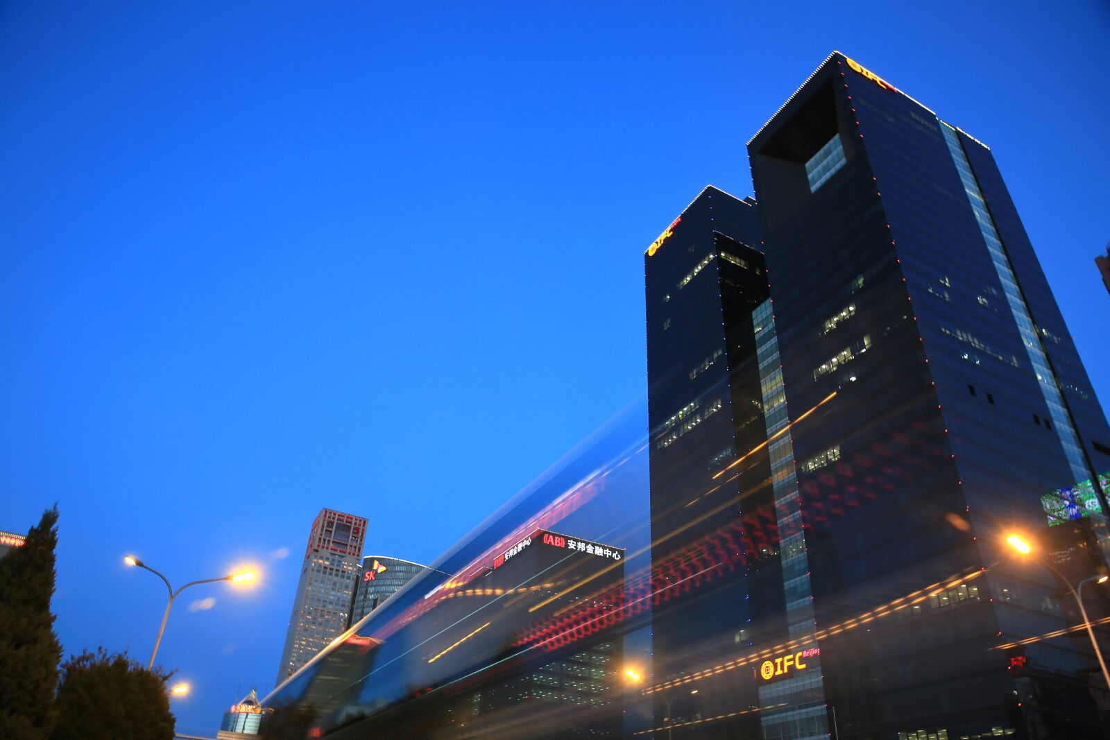 Canon EOS 5D Mark III sample photo. Beijing, next evening, yong'anli photography