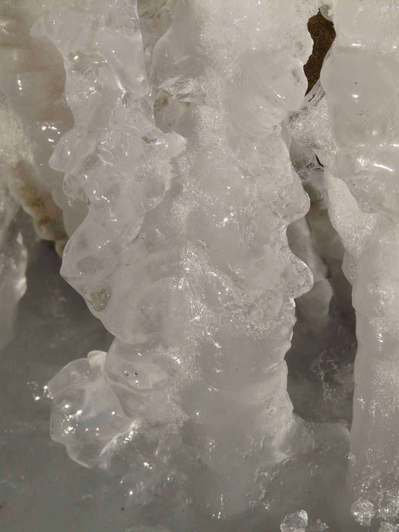 Panasonic DMC-FZ18 sample photo. Ice, winter, frozen photography