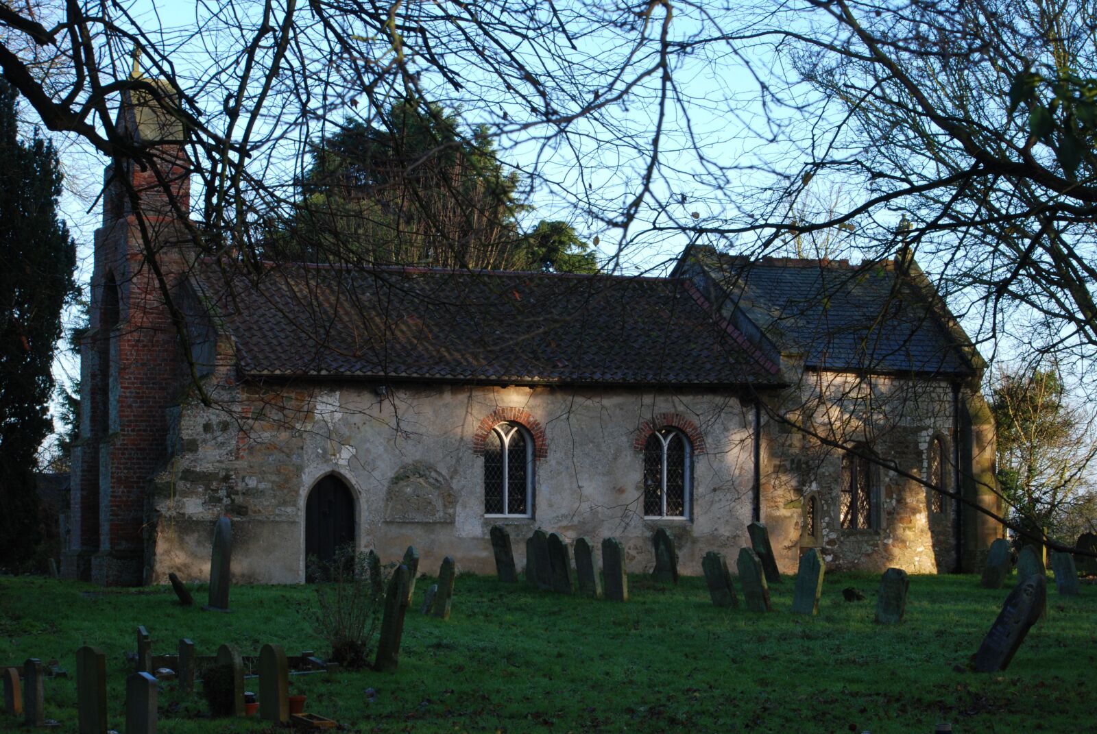 Nikon D80 sample photo. Church, grave, religion photography