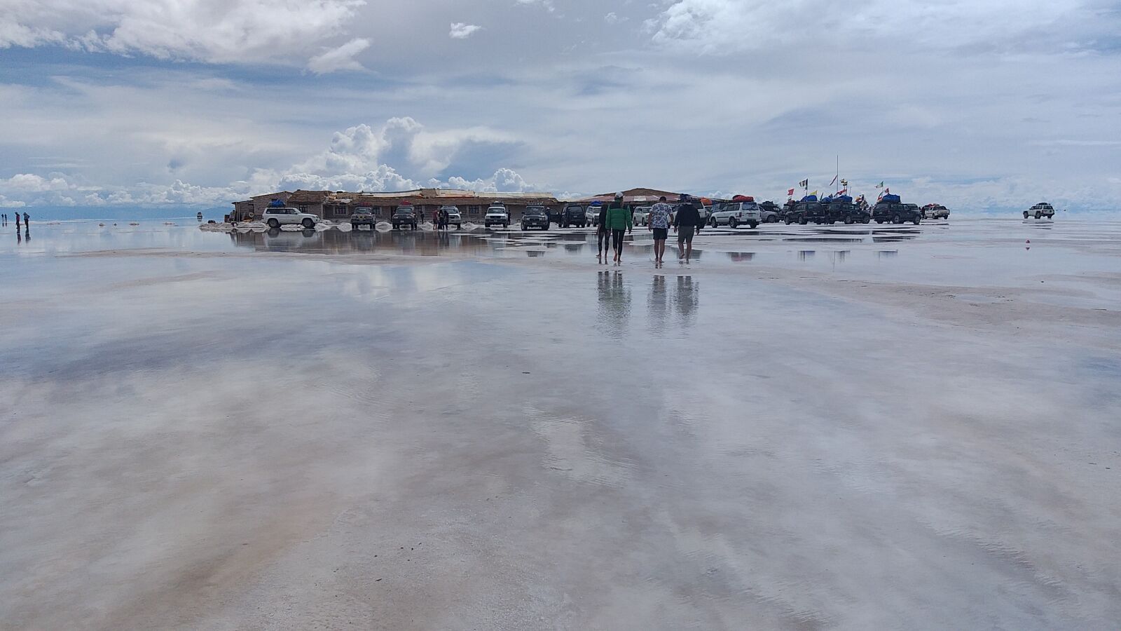 Samsung Galaxy J8 sample photo. Hotel, salt, uyuny photography