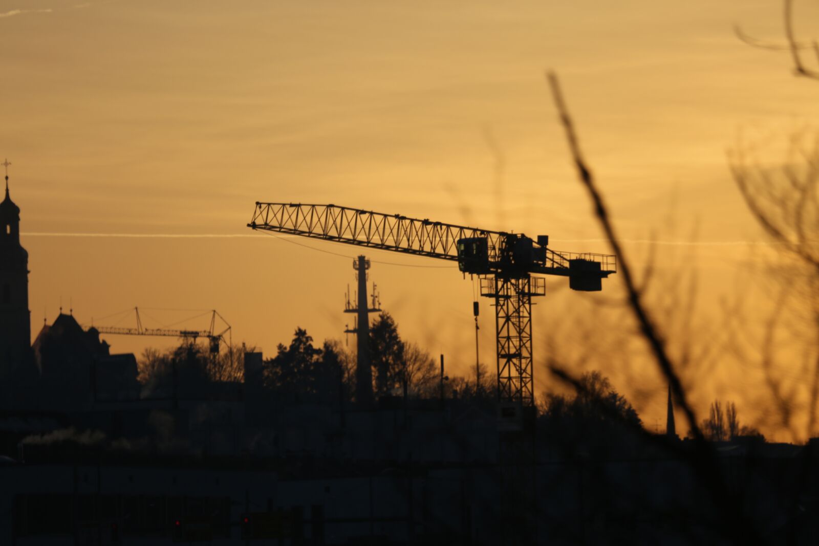 Canon EF 100-400mm F4.5-5.6L IS USM sample photo. Sunset, night crane, sky photography