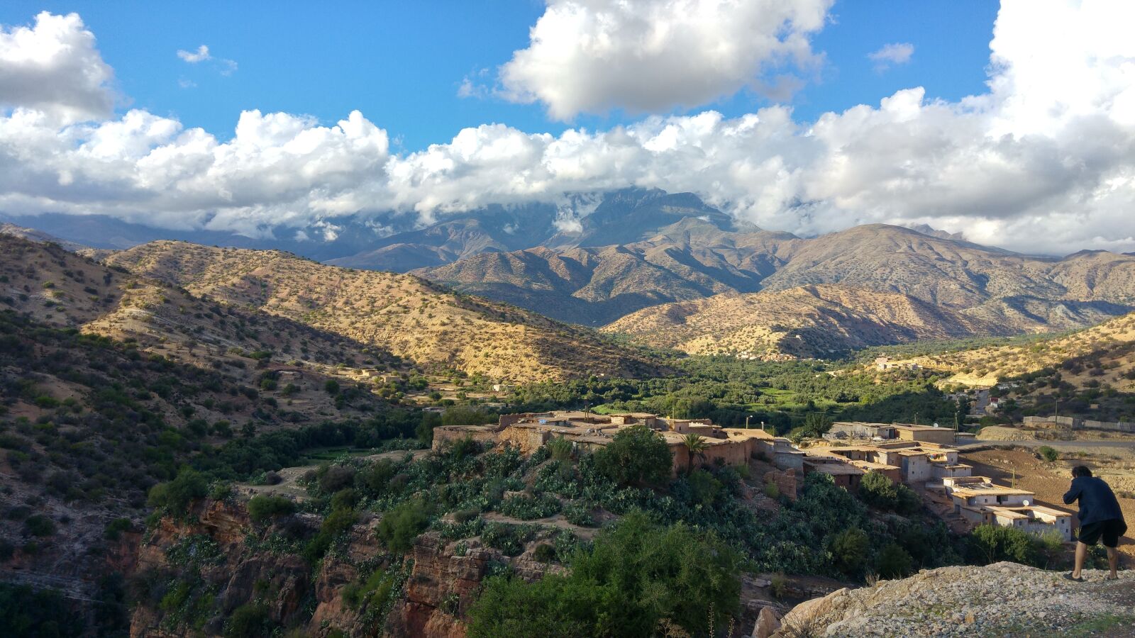 LG G4 sample photo. Landscape, valley, mountain photography