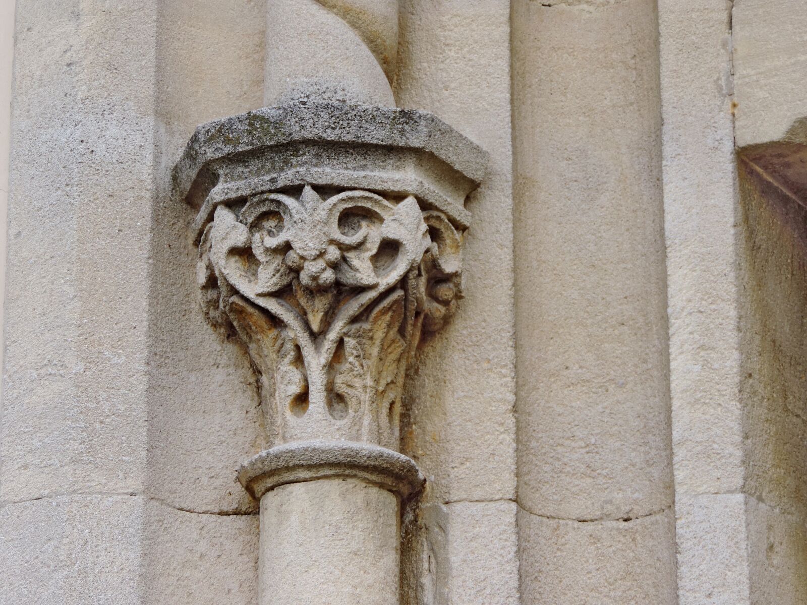 Nikon Coolpix P520 sample photo. Architecture, sculpture, stone, art photography
