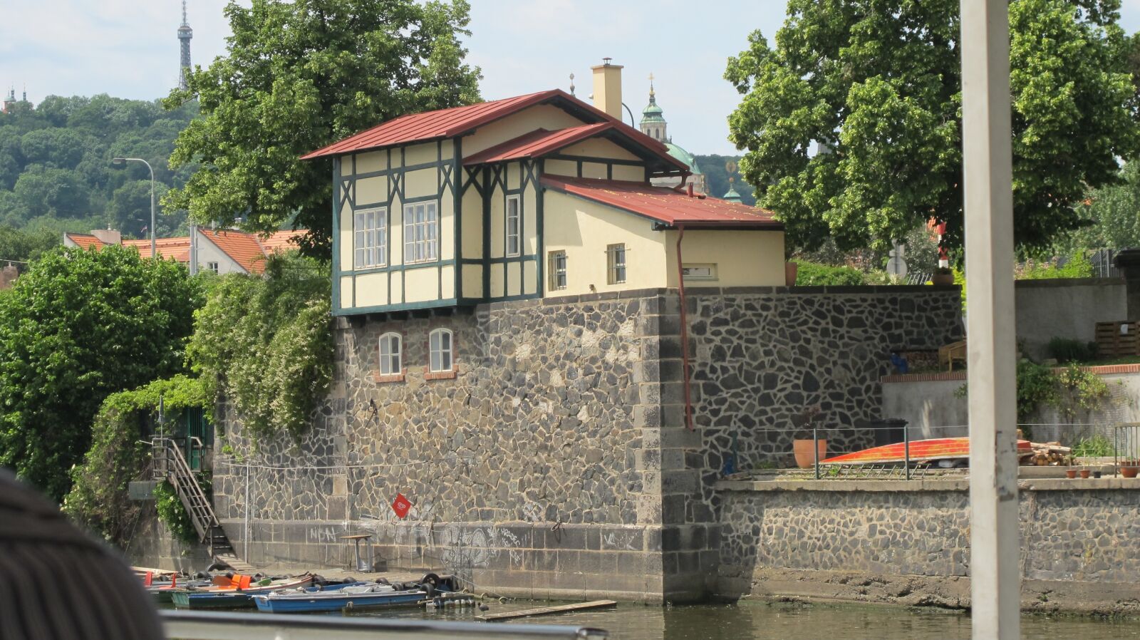 Canon PowerShot G11 sample photo. Prague, praha, architecture photography