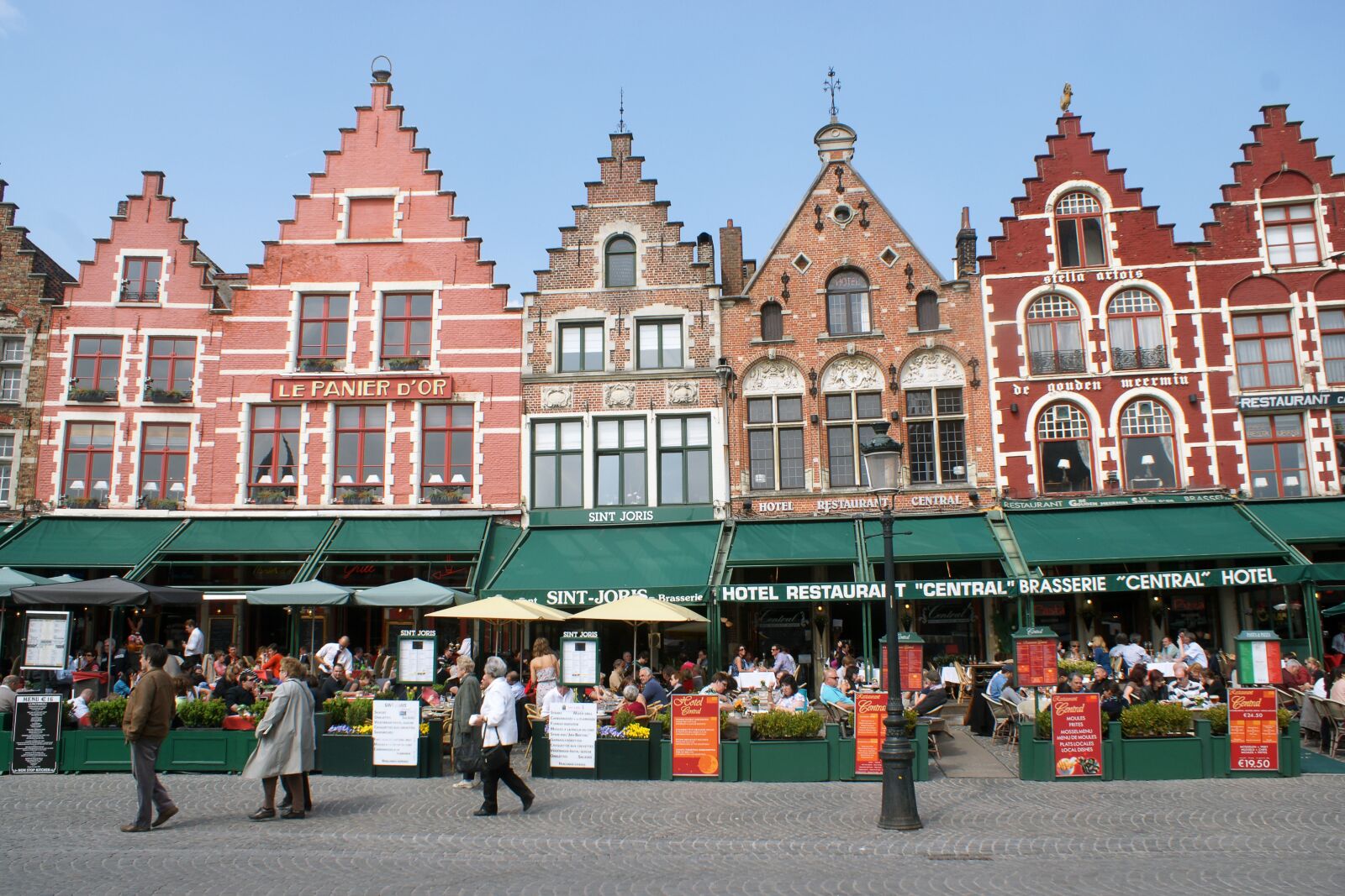 Sony Alpha DSLR-A700 sample photo. Travel, street, architecture photography